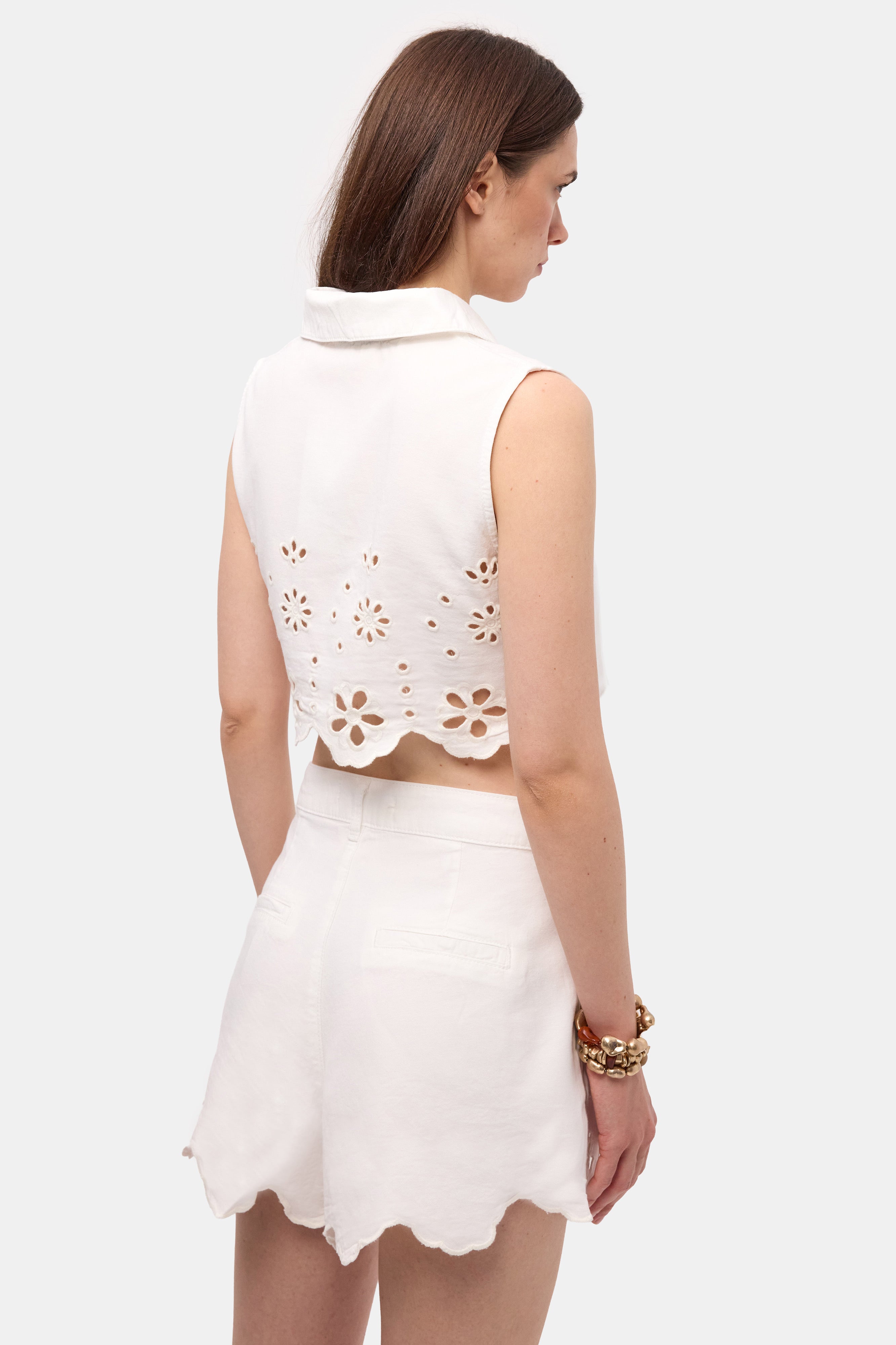 Kadın Kırık Beyaz 7s6-101 Crop Fit Dantel Detaylı Tasarım Yelek