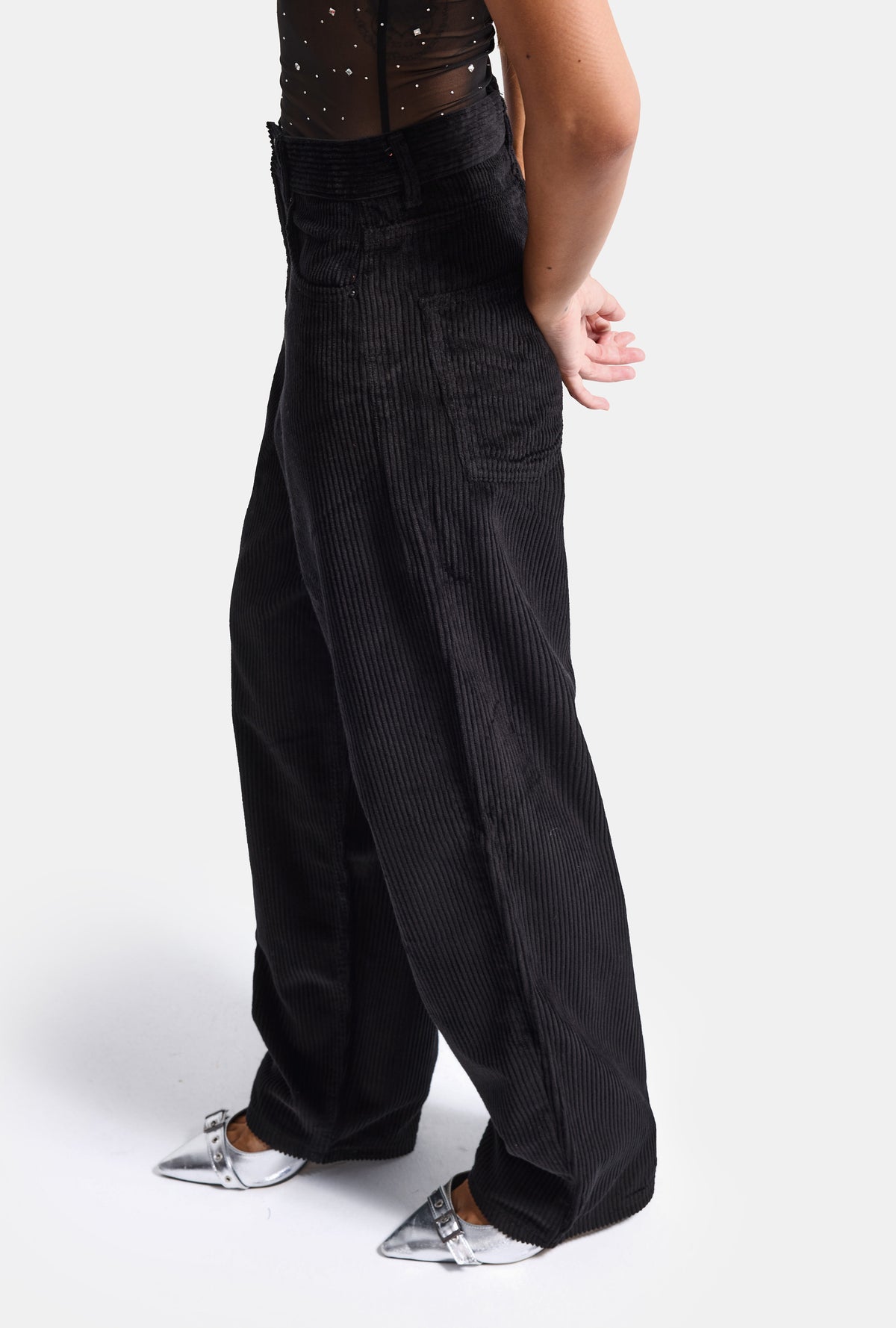 Женские Черные Брюки Cindy 26w5-1 Skater Fit Из Плотного Вельветового Полотна