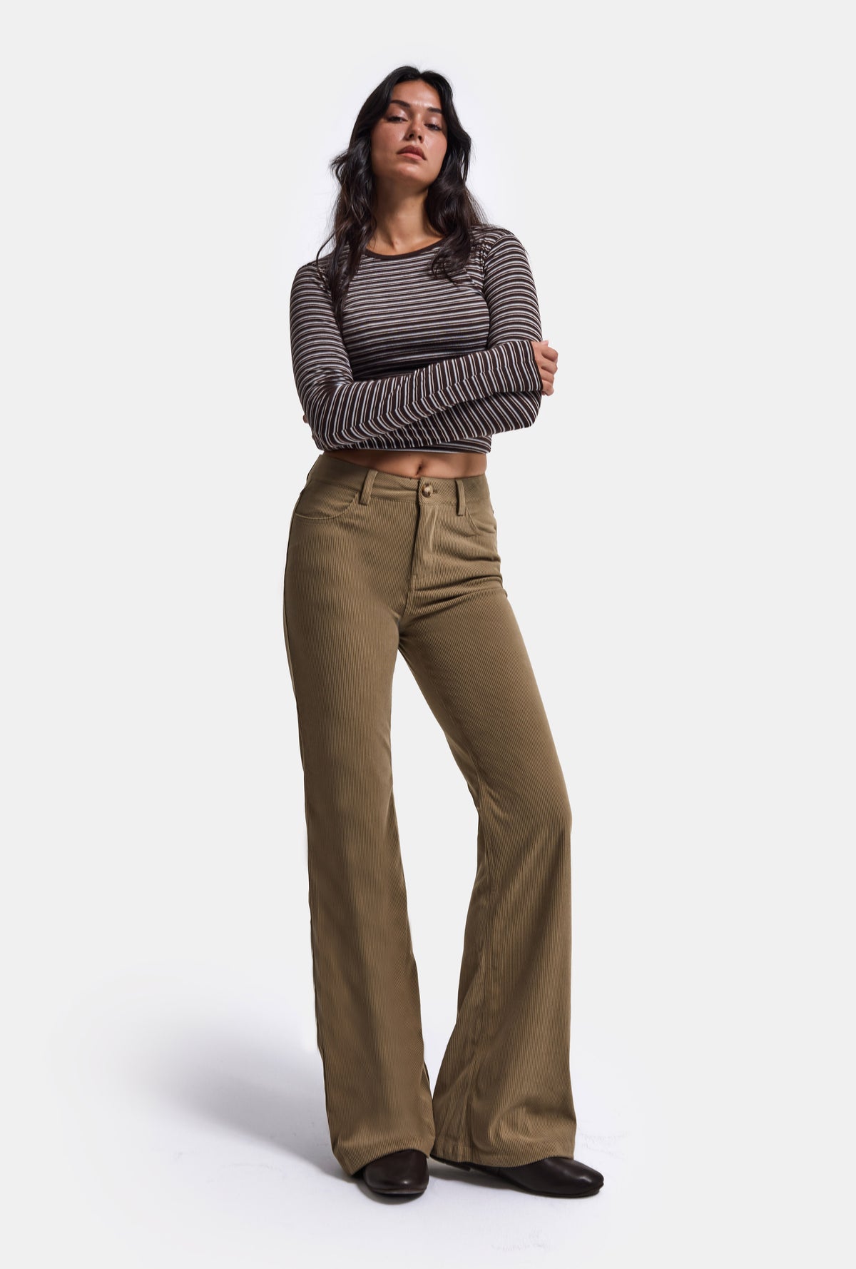 Kadın Sütlü Kahve Flare Fit Velvet Kadife Kumaş Pantolon