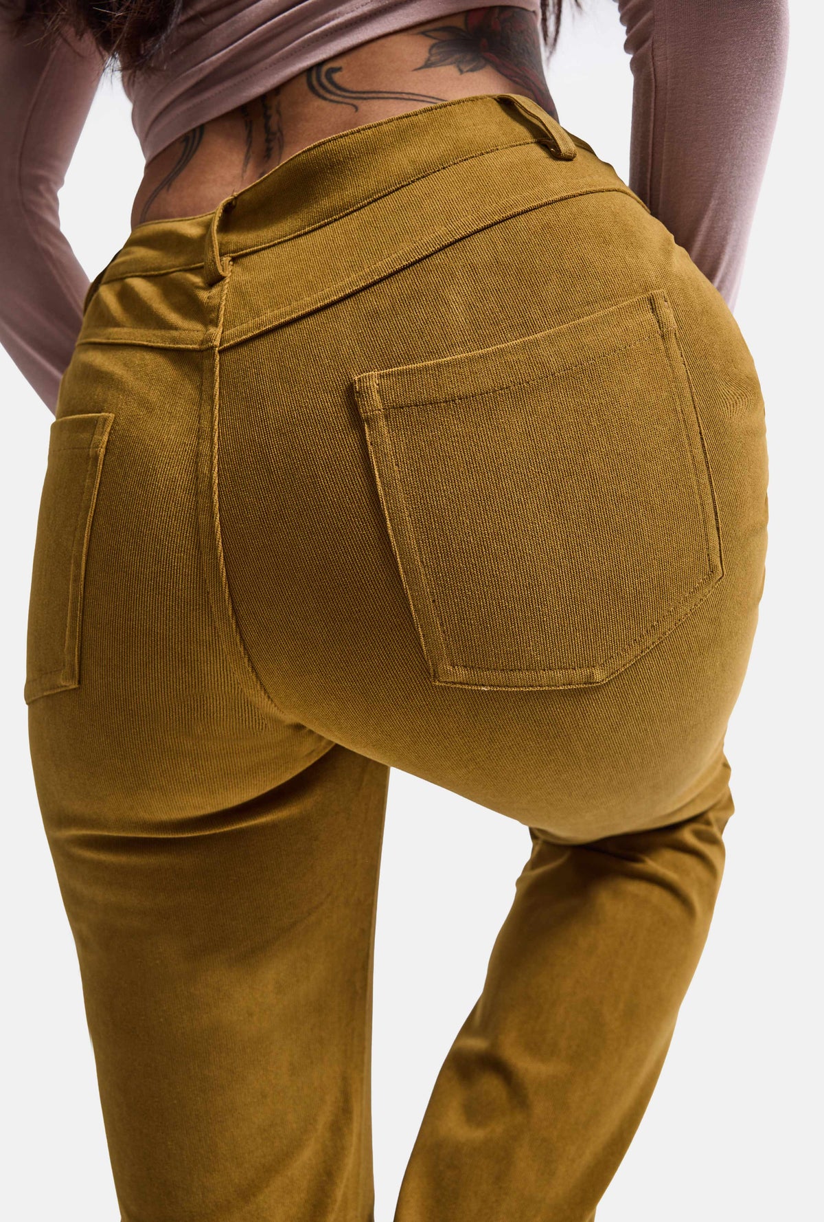 Kadın Yağ Yeşili Flare Fit Pürüzsüz Dokulu Esnek Velvet Kadife Kumaş Pantolon