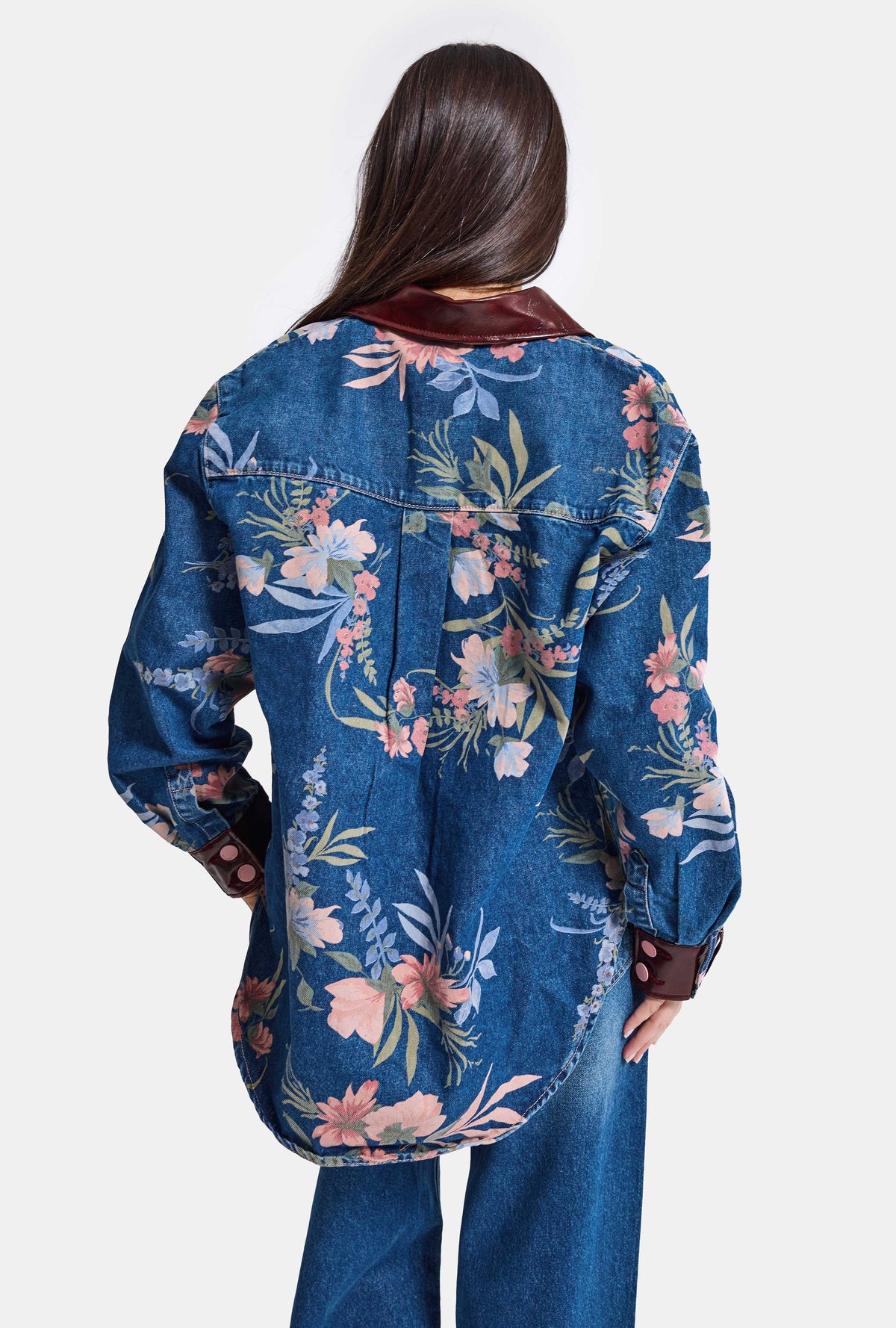 Kadın 1w6-4 Oversize Çiçek baskılı Deri Detaylı Özel tasarım Denim Ceket Gömlek