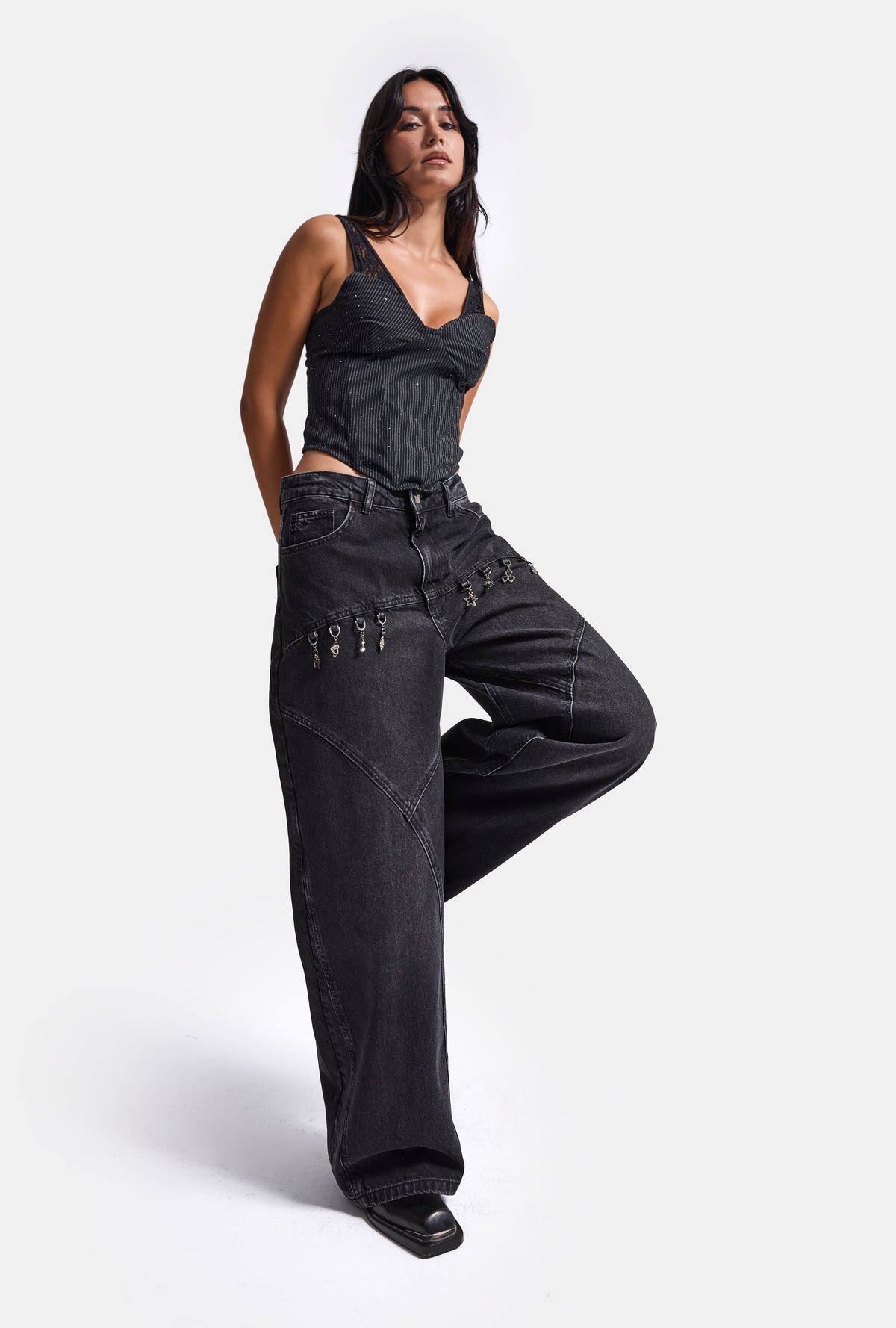Kadın 2w6-1 Barrel Fit Aksesuar Detaylı Özel Tasarım Denim Jean