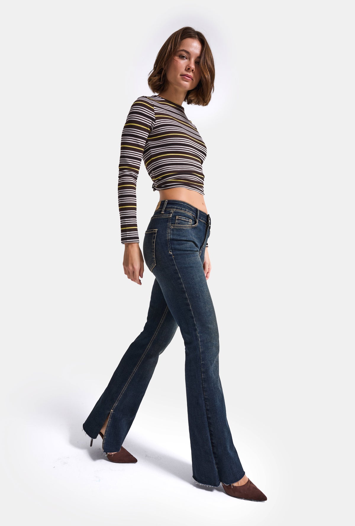 Kadın 2w6-8 Slim Flare Fit Yırtmaçlı Paça Denim Jean