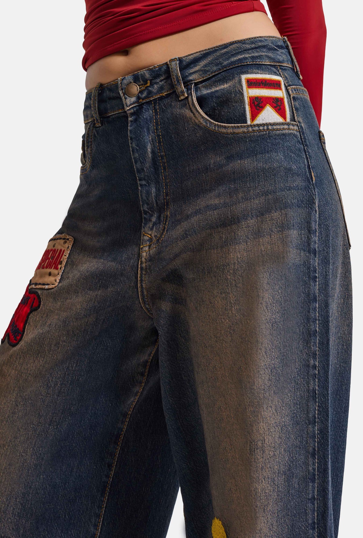 Kadın 2w6-8 Wide Leg Nakış ve Arma Detaylı Özel Tasarım Denim Jean