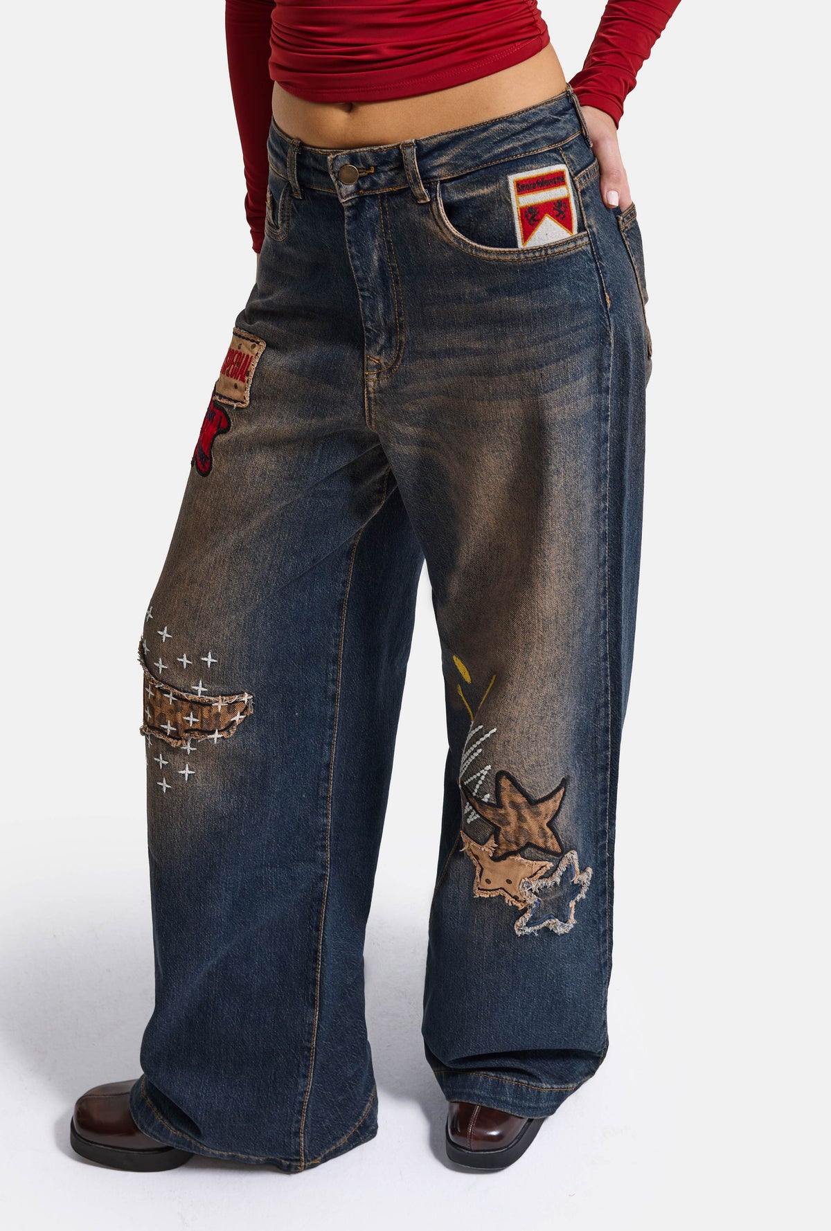 Kadın 2w6-8 Wide Leg Nakış ve Arma Detaylı Özel Tasarım Denim Jean