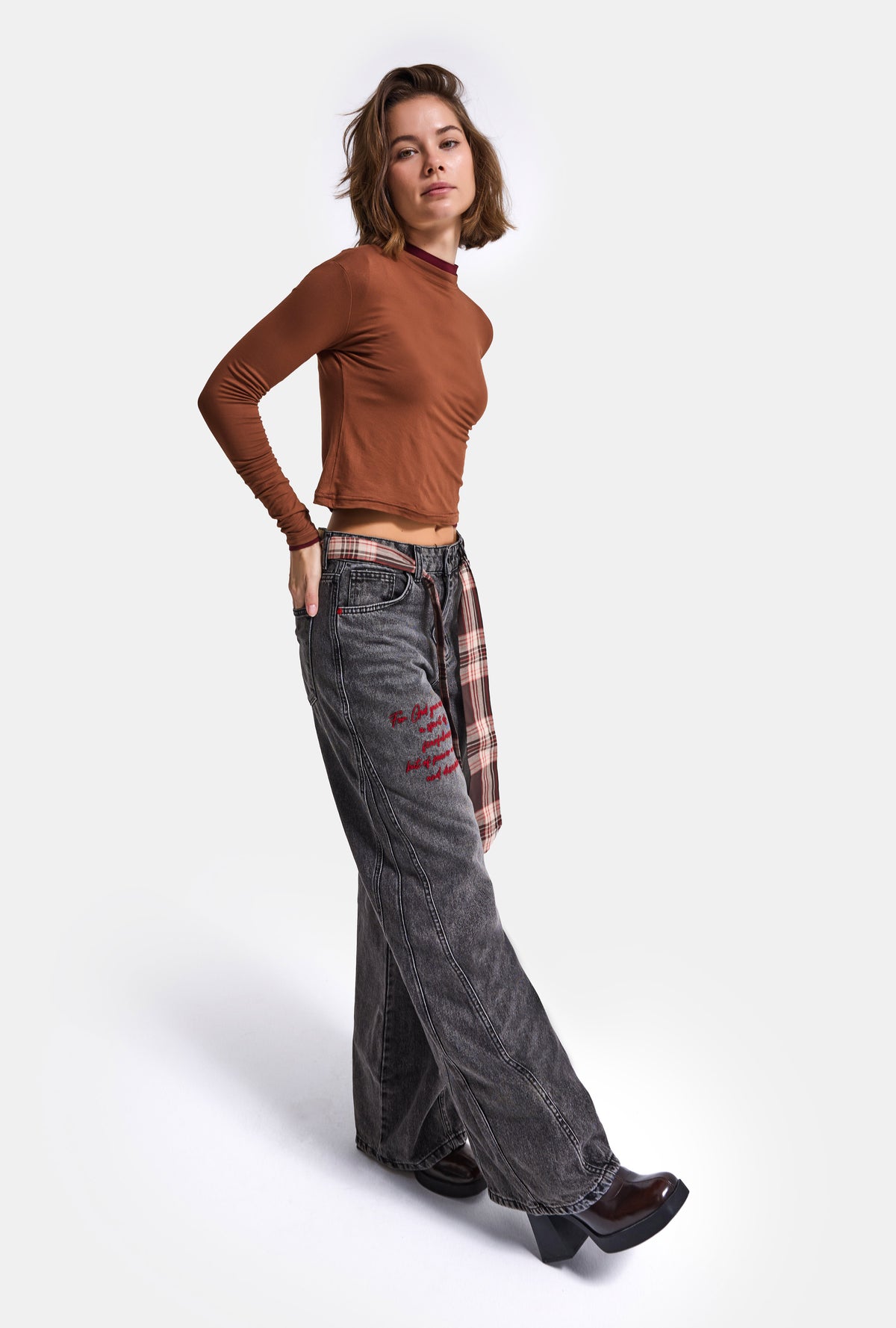 Kadın 4w6-14 Wide Leg Fit Kemer ve Nakış Detaylı Tasarım Denim Jean
