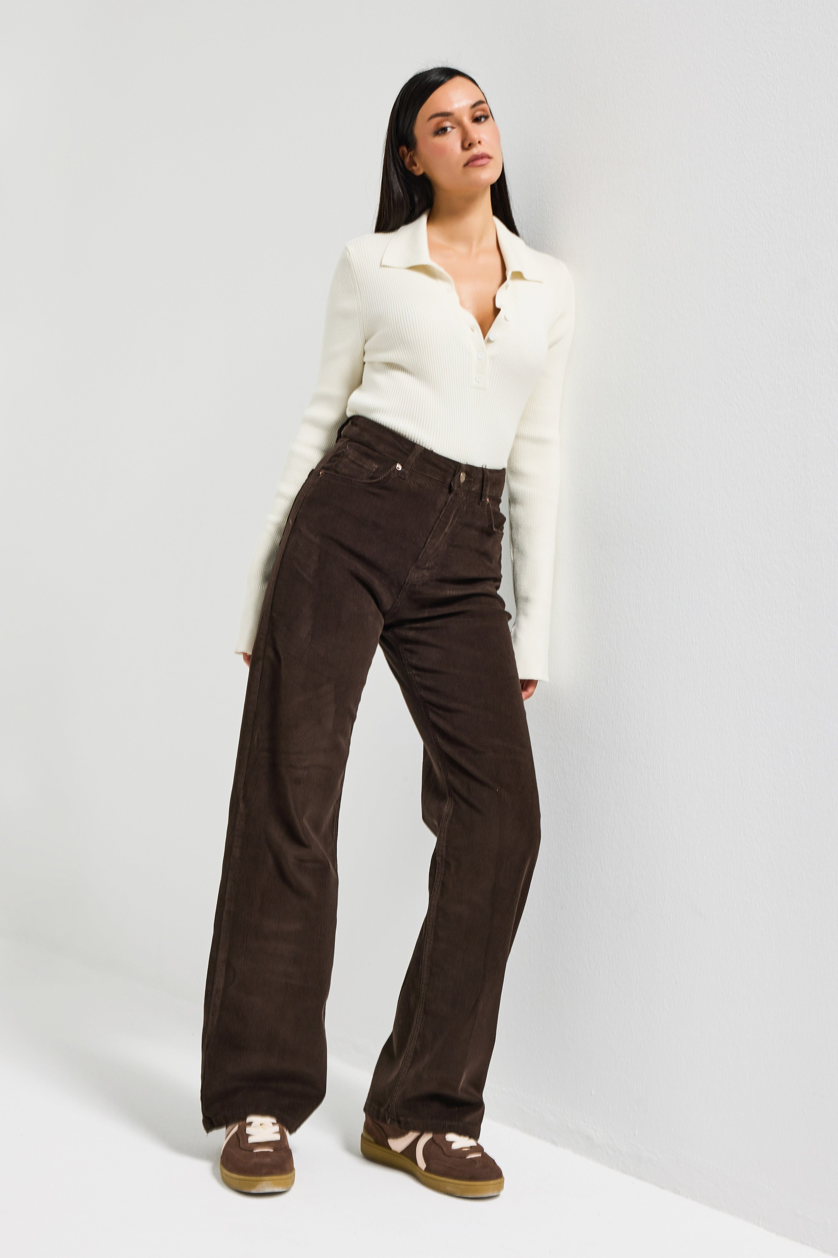 Kadın Acı Kahve 26w5-136 Straight Cropped Fit Elastan Velvet Kadife Kumaş Pantolon