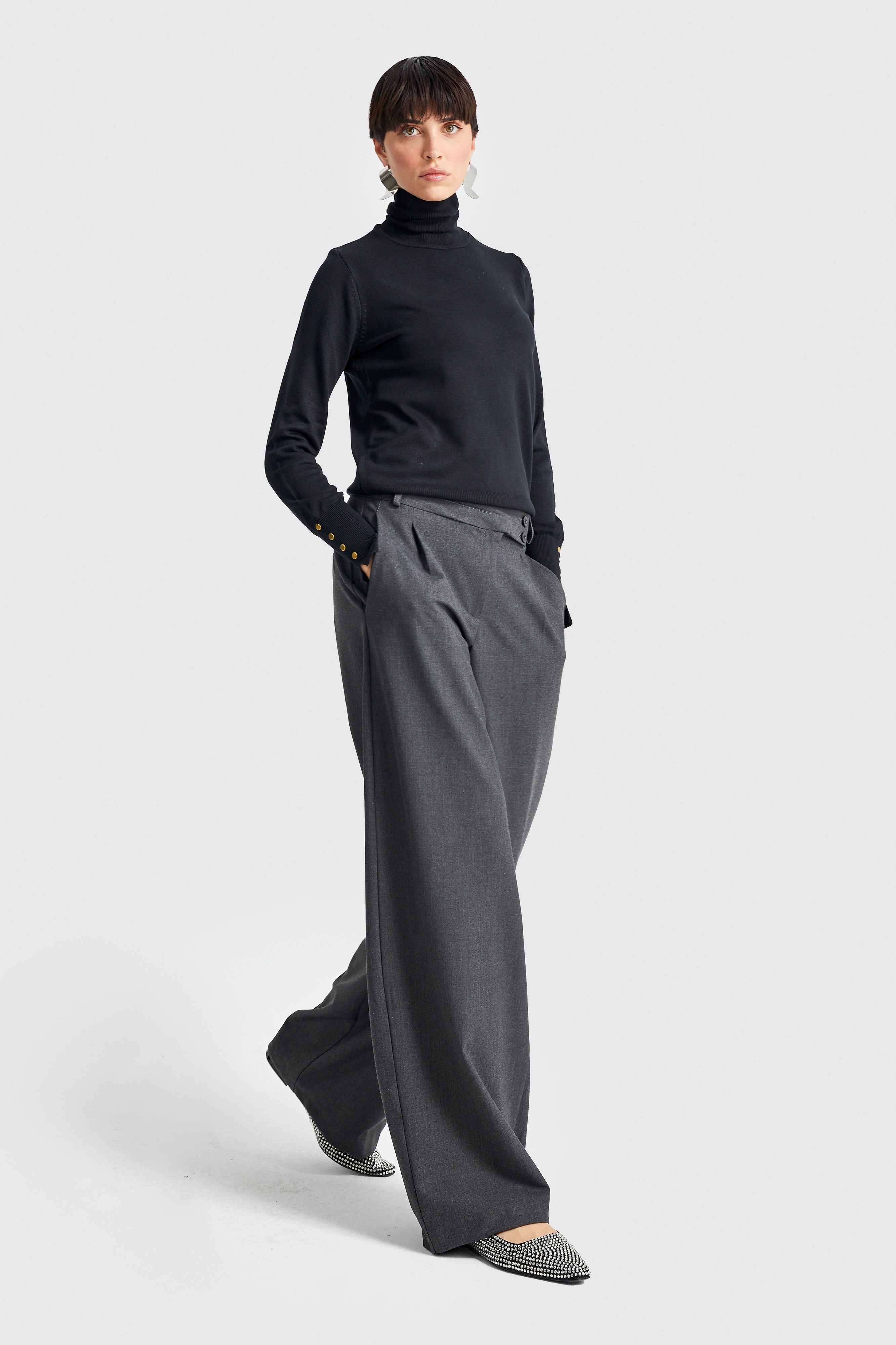 Women's Anthracite Color Belt Detailed Palazzo Fit Pleated Trousers