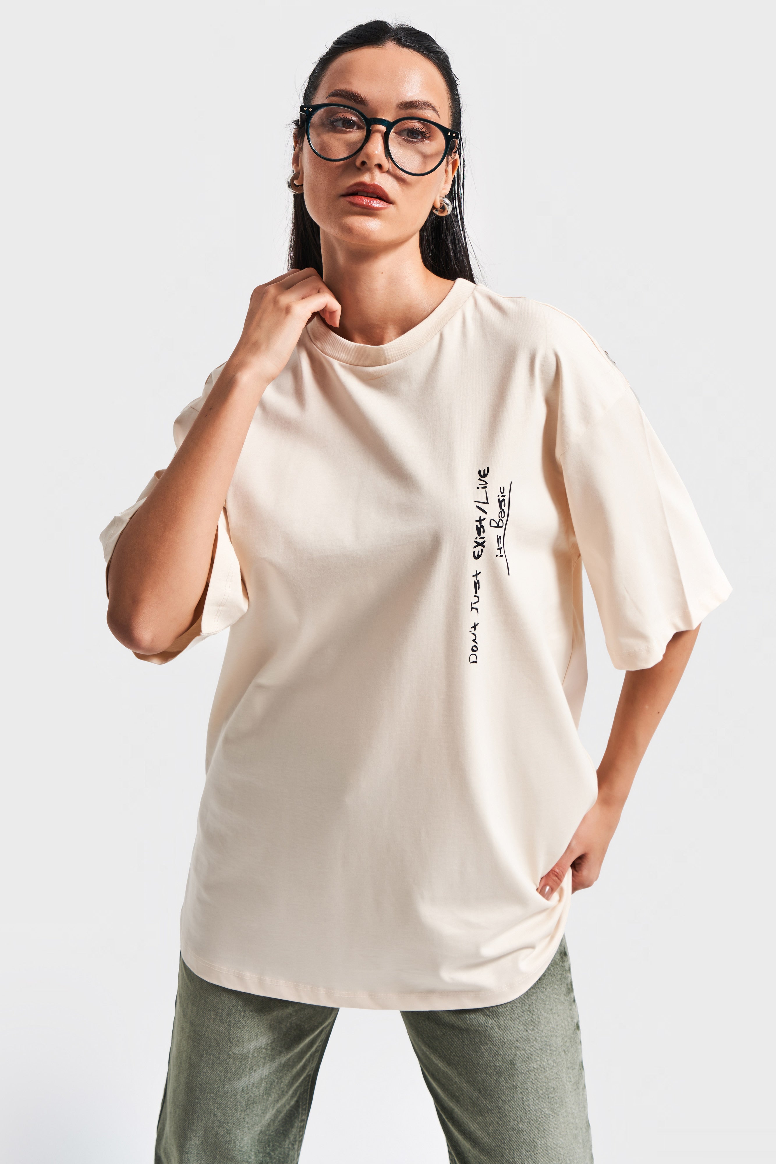 Kadın Bej Renk s5-105 Oversize Baskılı Bol Kesim %100 Pamuklu T-Shirt