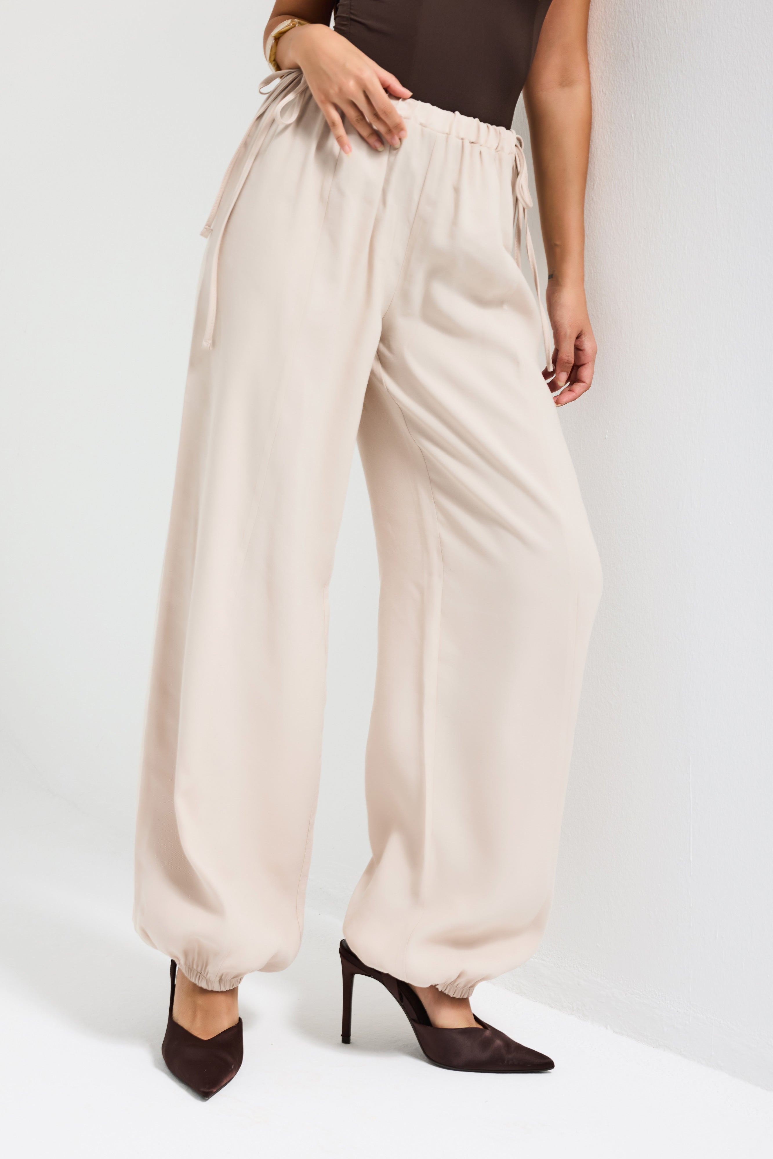 Kadın Bej s6-106 Baggy Jogger Fit Bol Kesim Pantolon