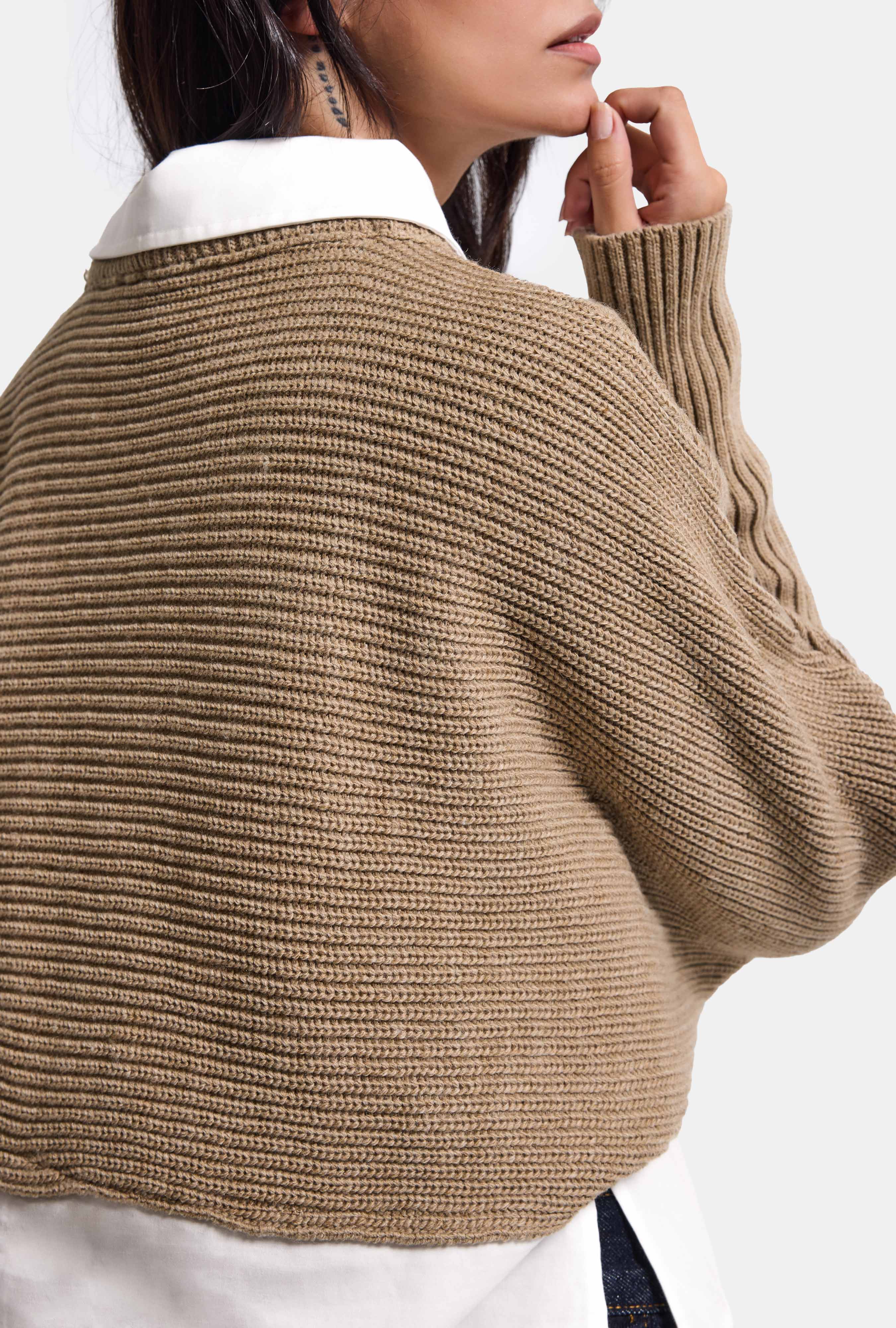 Kadın Bej w6-57 Oversize Tek Parça Gömlek Yaka Detaylı Tasarım Triko Kazak