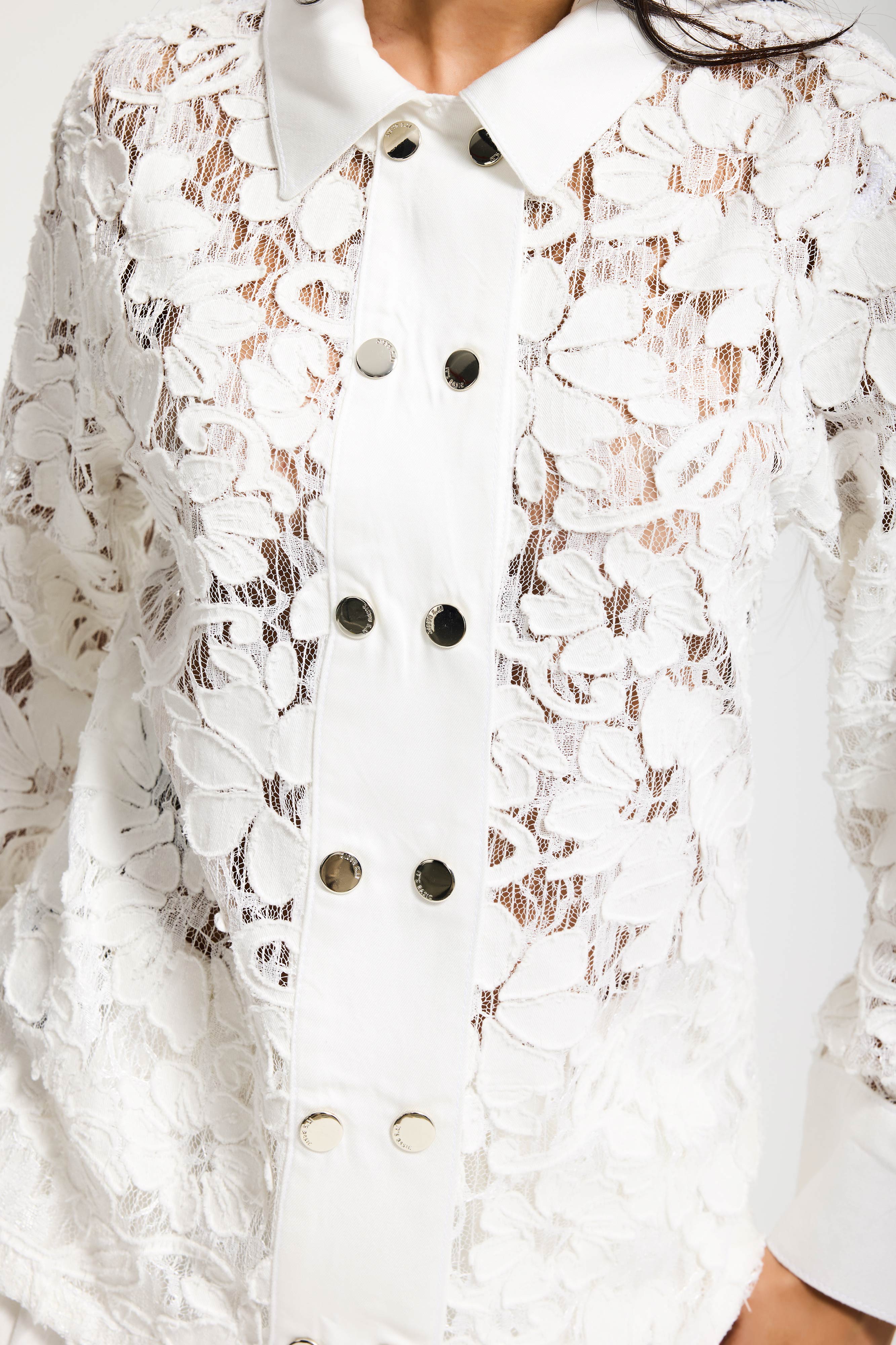 Kadın Beyaz 7s6-2 Oversize Dantel Nakış Çiçek Detaylı Özel Tasarım Denim Ceket