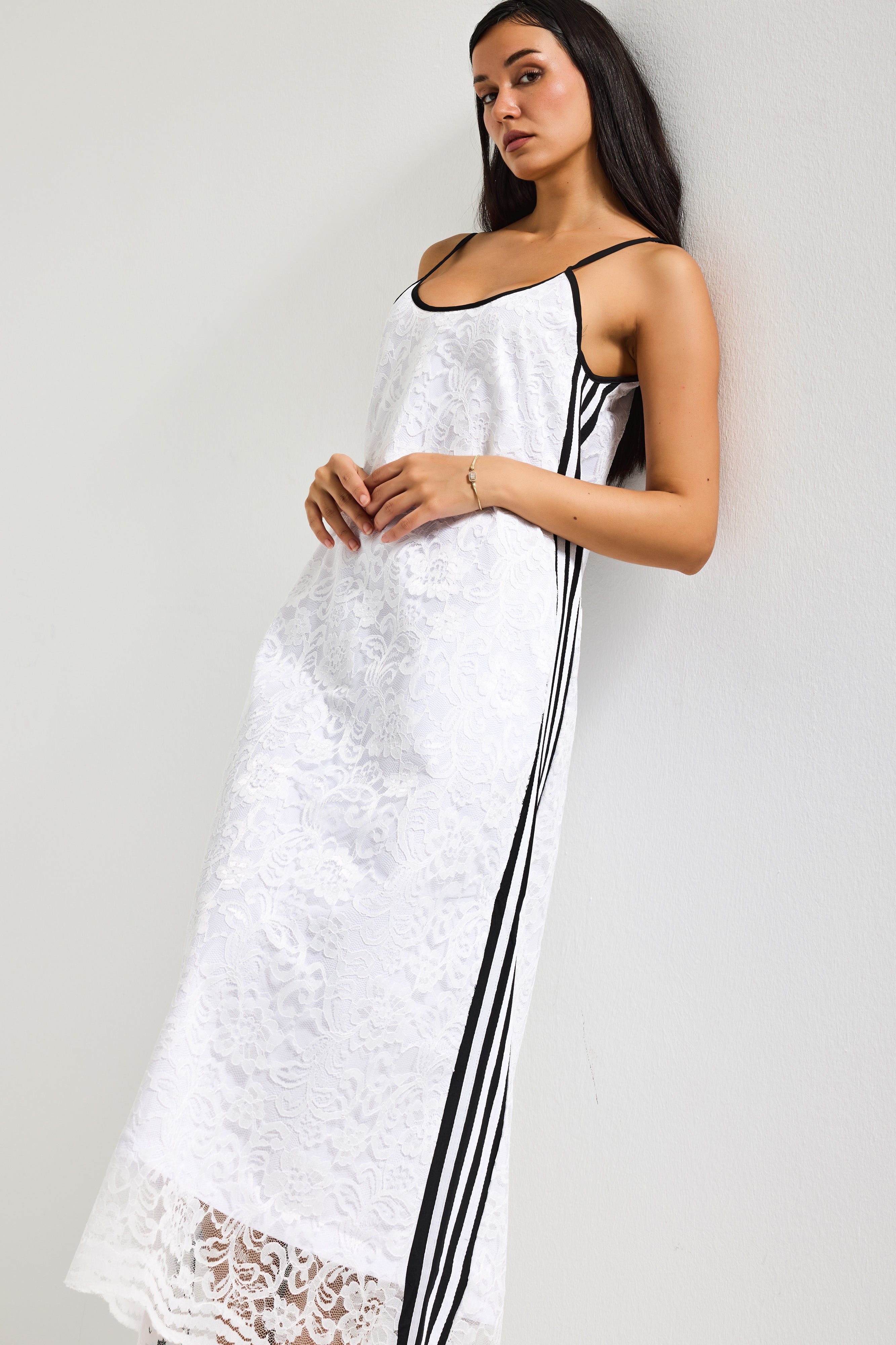 Kadın Beyaz Straight Şerit Detaylı Dantel Askılı Tasarım Elbise