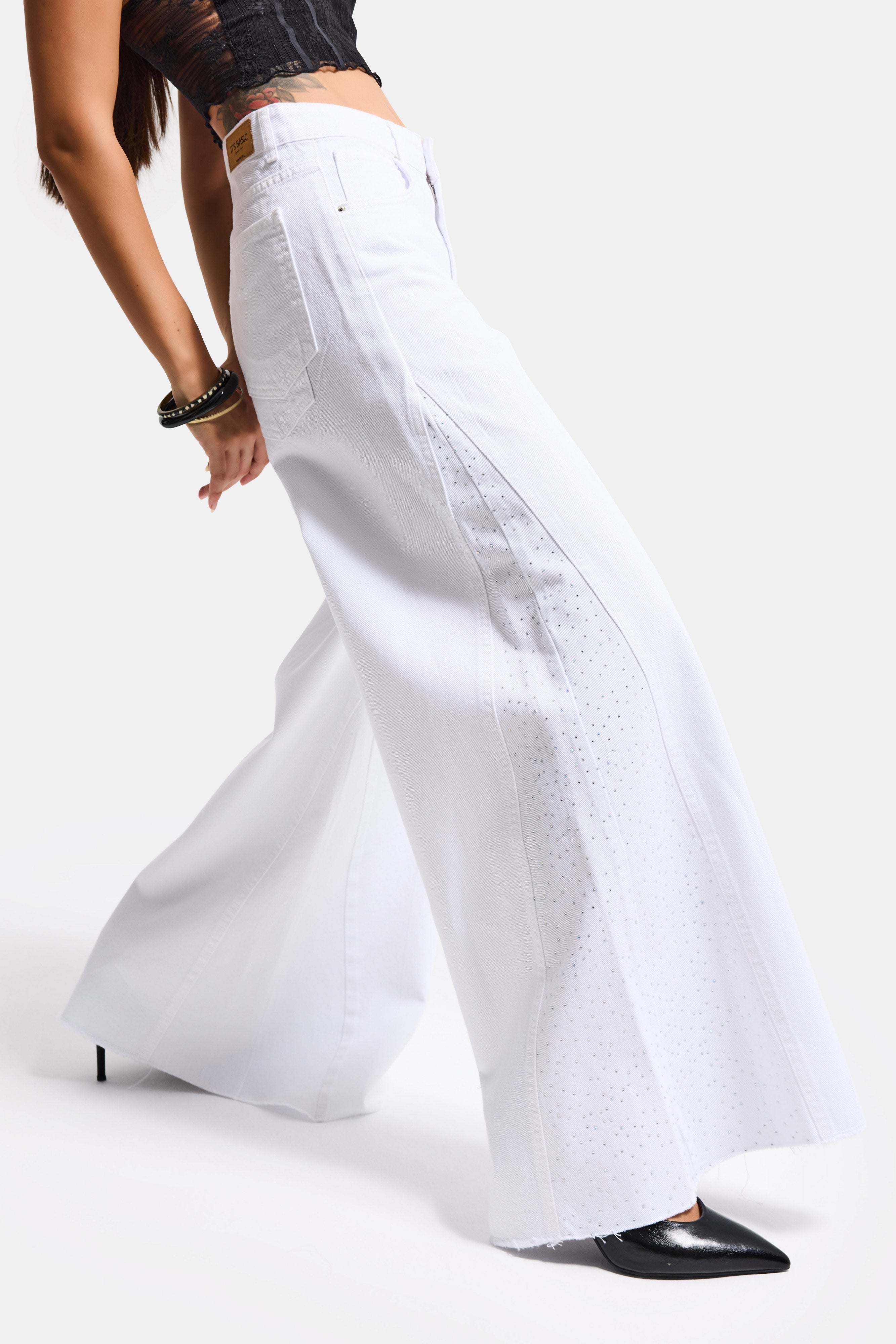 Kadın Beyaz T-5s6-2 Palazzo Fit Orta Bel Paça Parlak Taş Detaylı Özel Tasarım Denim Jean