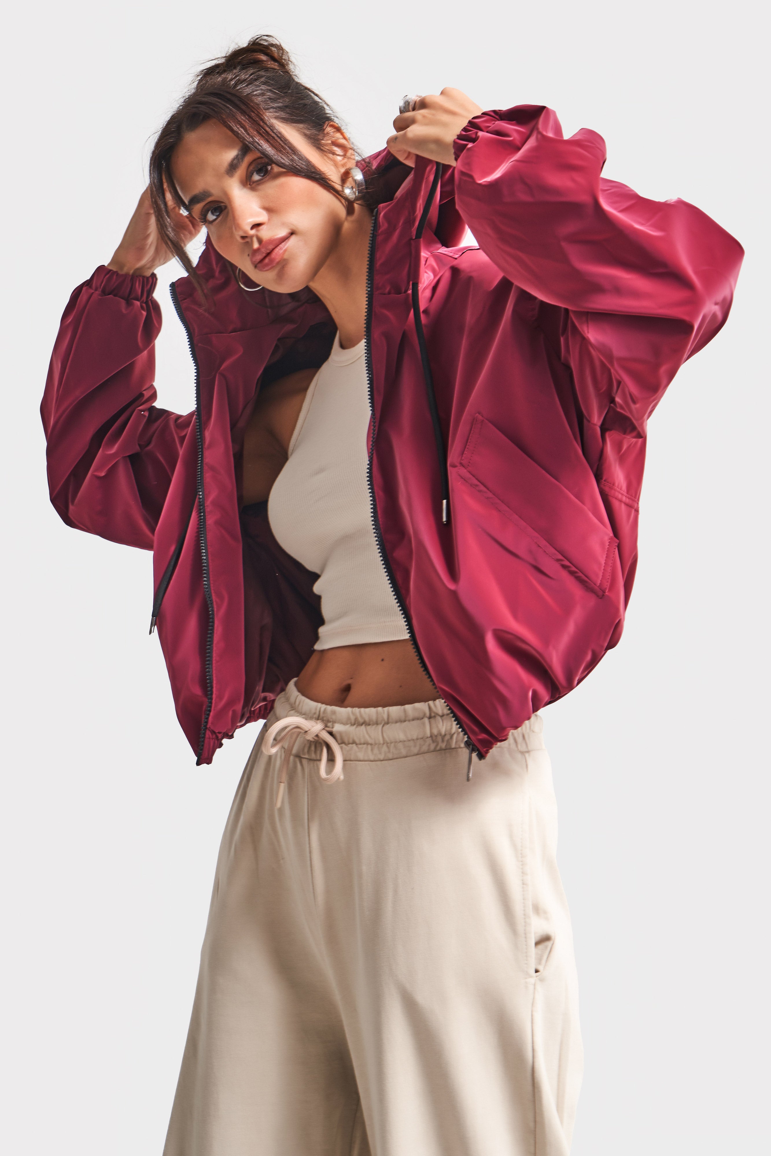 Kadın Bordo Renk w5-35 Önü Fermuarlı Bol Kesim Kapişonlu Yağmurluk Mont