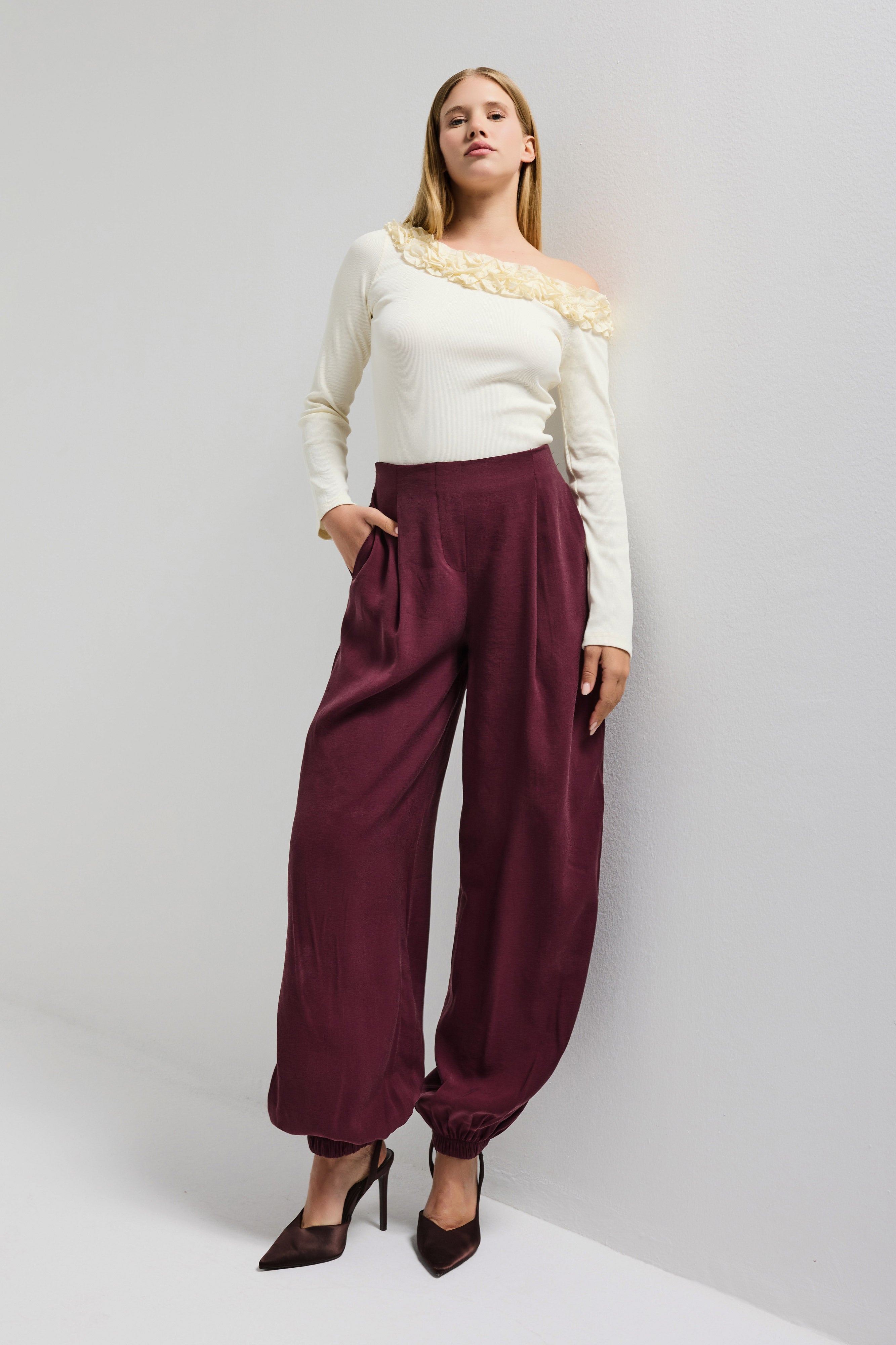 Women's Burgundy s6-35 Baggy Jogger Loose Fit Pants