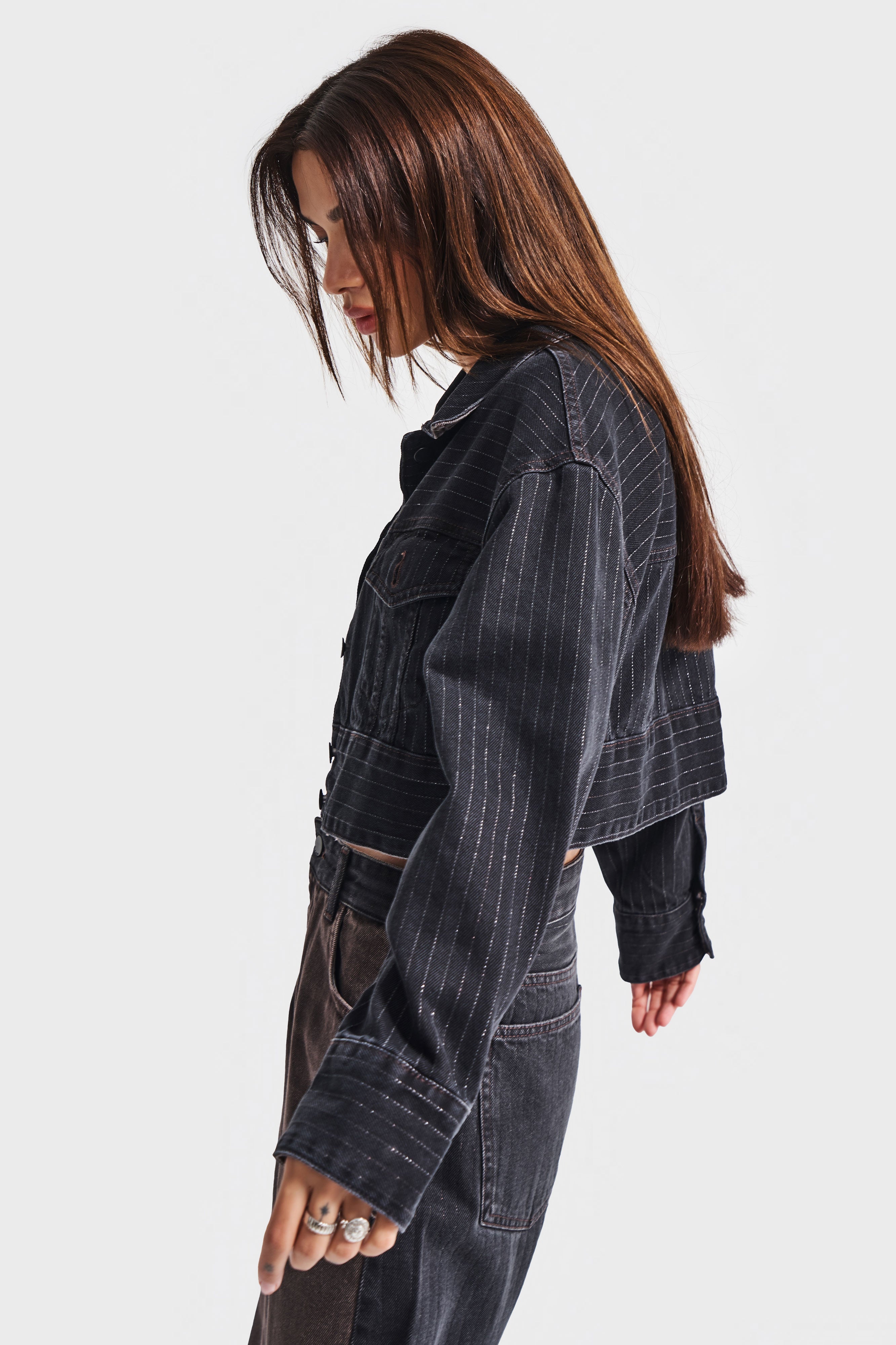 Kadın Çizgili Siyah Renk 1w5-1 Crop Fit Önü Düğmeli Komfort Denim Ceket