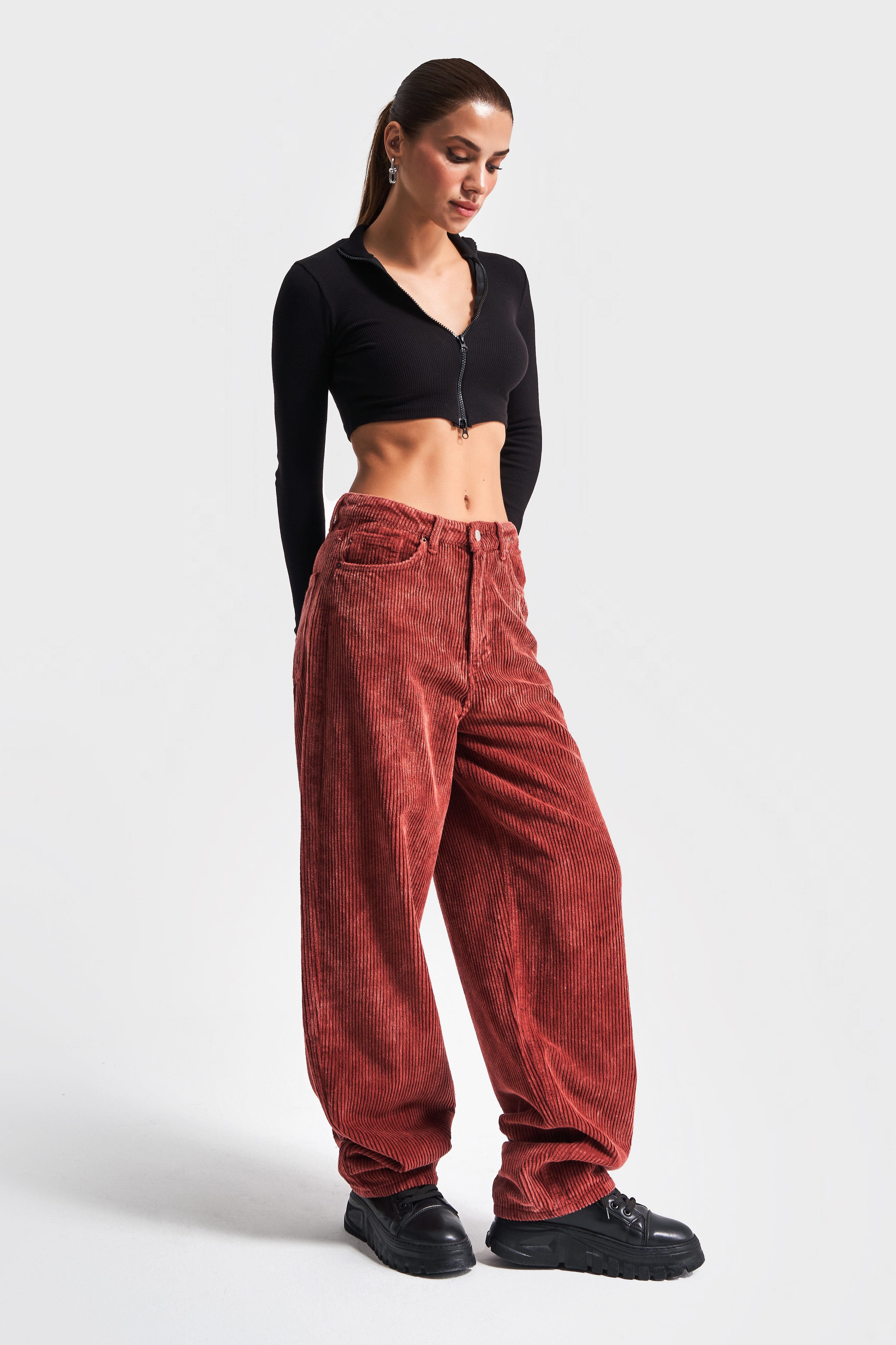 Women's Coral Color 27w455 Thick Ribbed Skater Fit Velvet Trousers