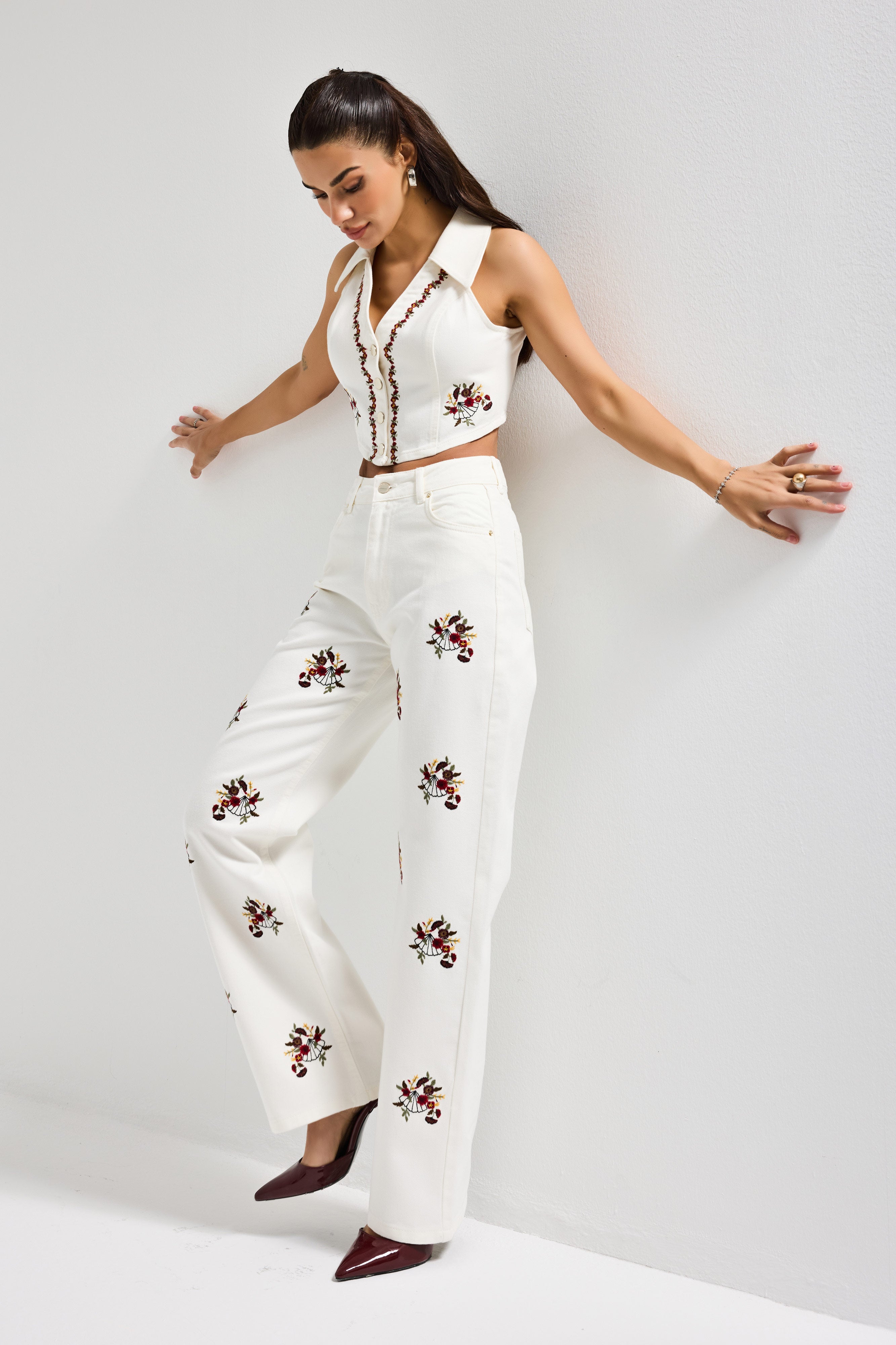 Kadın Ekru 7s6-101 Crop Fit Özel Nakışlı Düğmeli Tasarım Denim Yelek