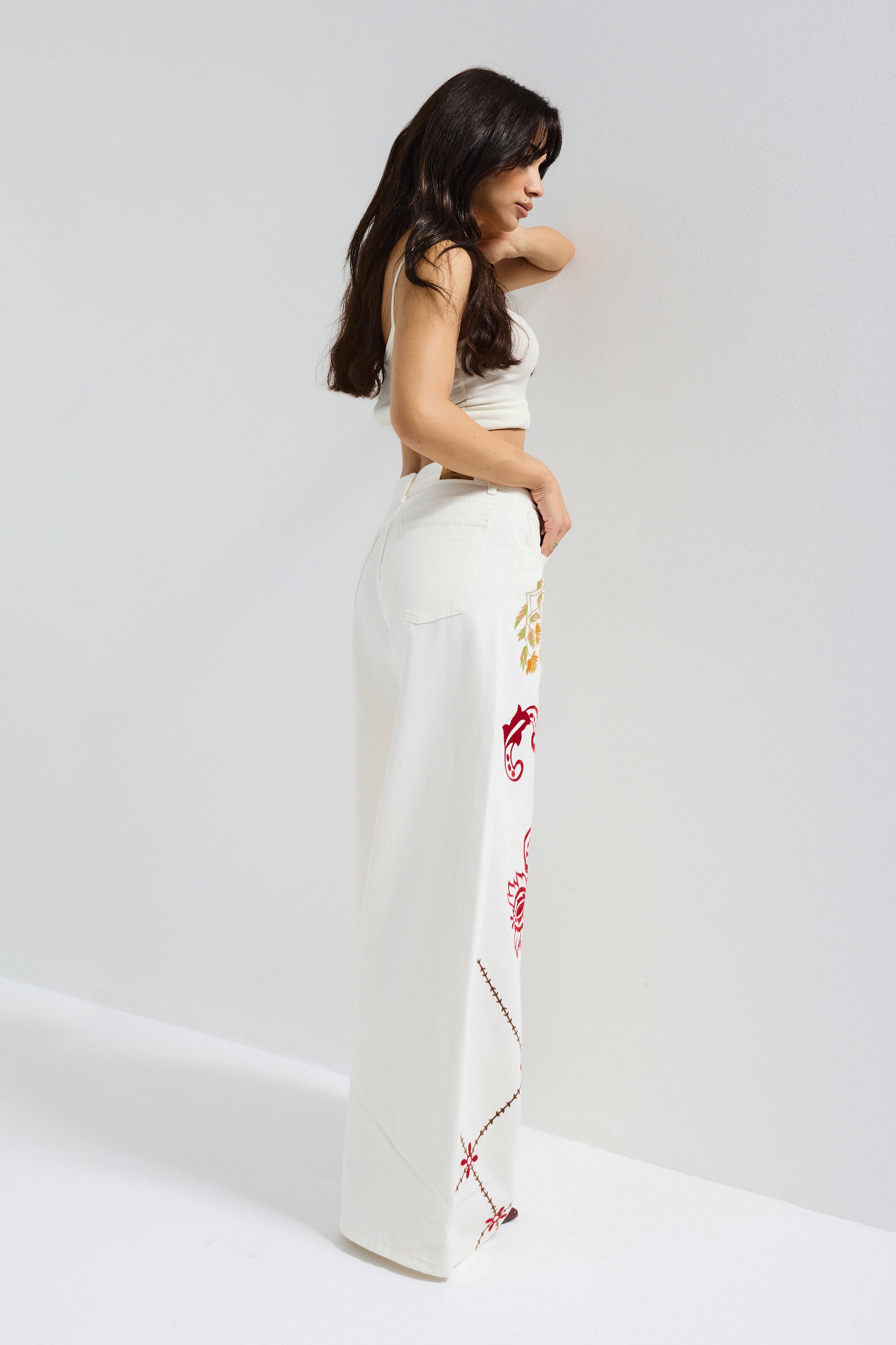 Kadın Ekru 7s6-101 Palazzo Fit Özel Desen Çiçek Nakışlı Tasarım Denim Jean