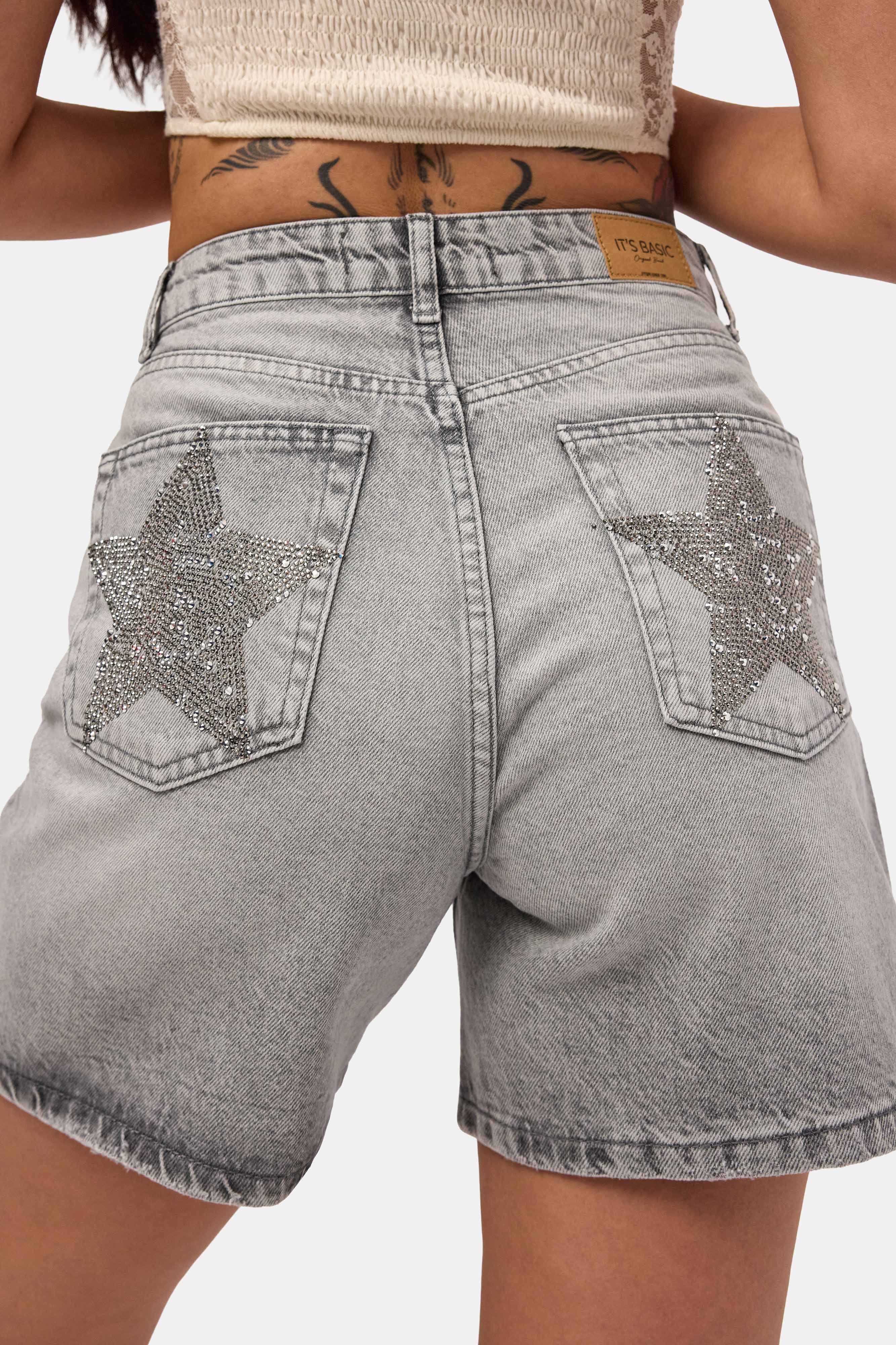 Kadın Füme T-4s6-12 Mom Relax Yıldız Detaylı Tasarım Denim Şort