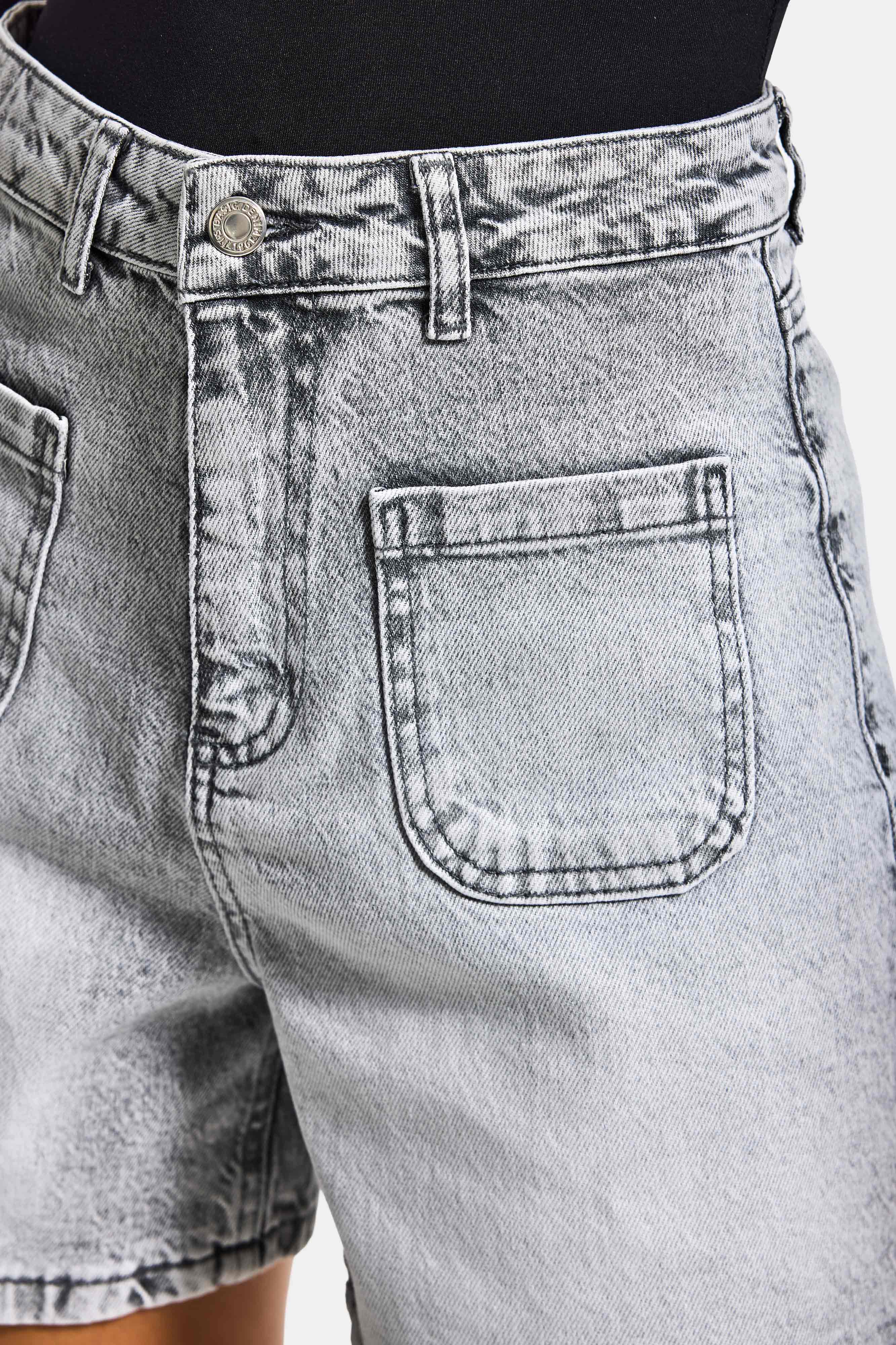 Kadın Gri Kot 4s6-12 Mom Fit Önden Cepli Denim Şort