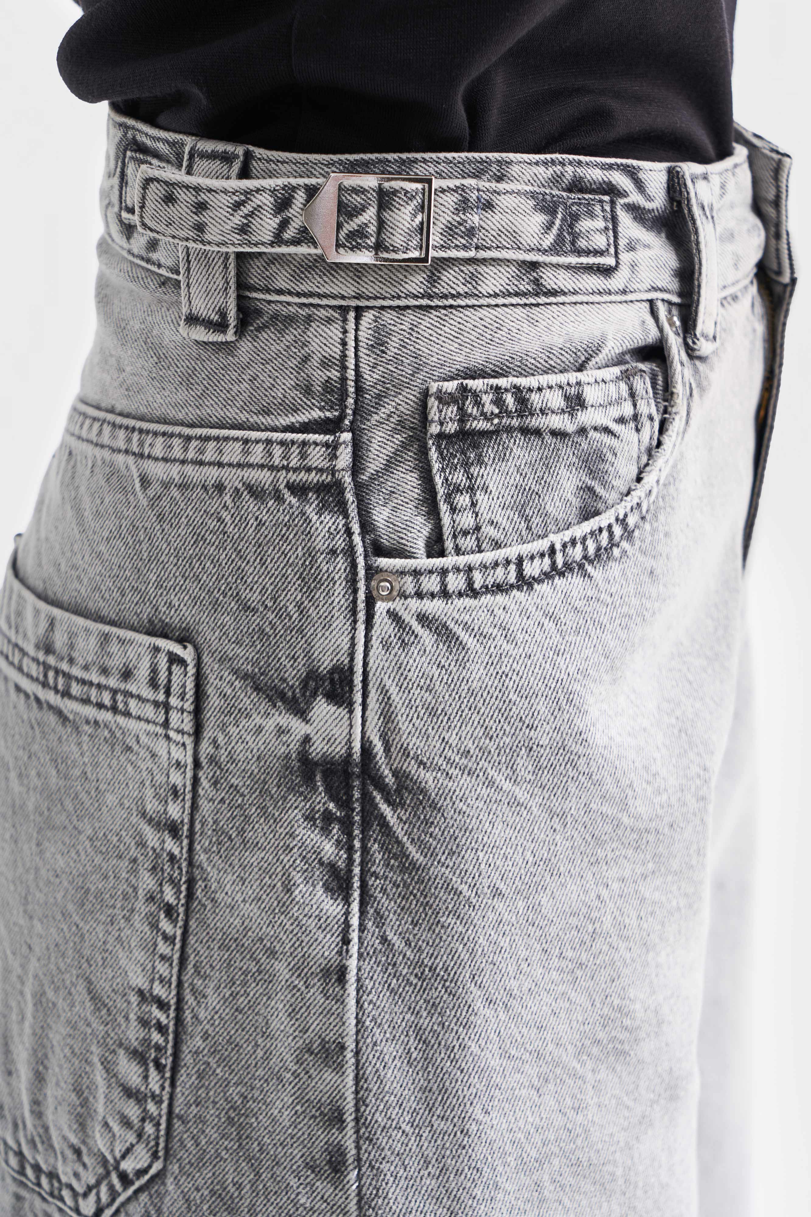 Kadın Gri Renk Baggy Fit Extra Uzun Denim Pantolon