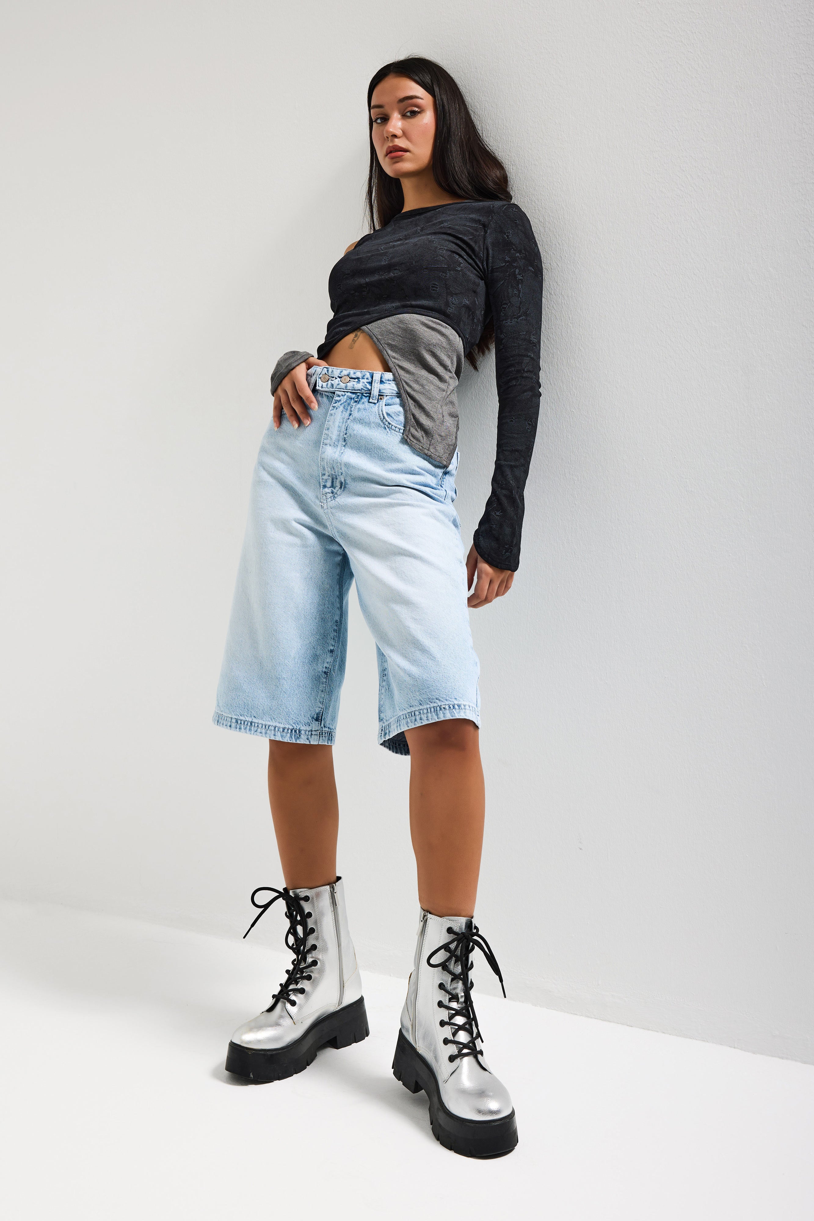 Kadın Ice 4s6-3 Maxi Boy Bermuda Kemer Detaylı Denim Şort