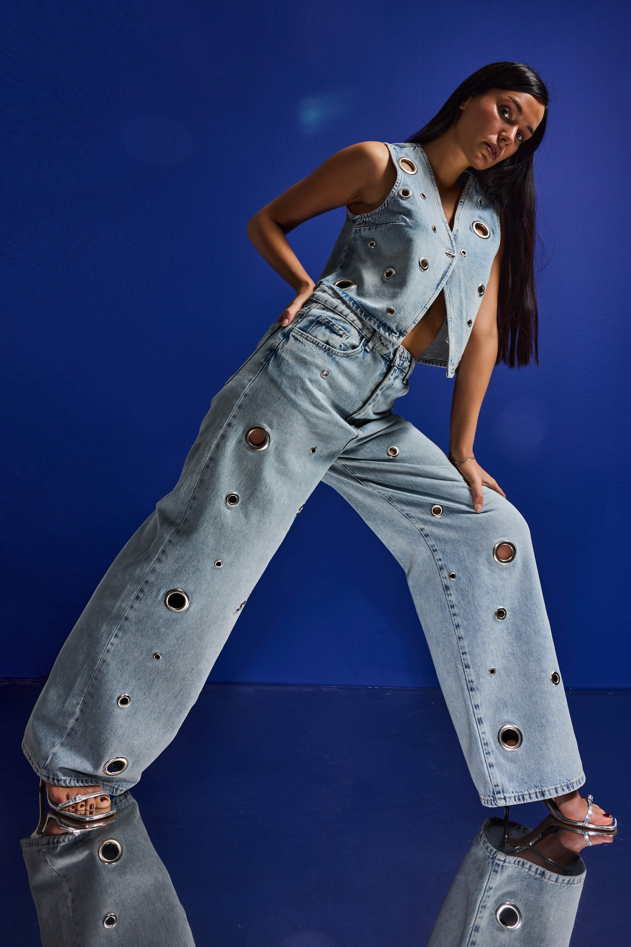 Women's Ice Baggy Fit Eyelet Detail Denim Jeans