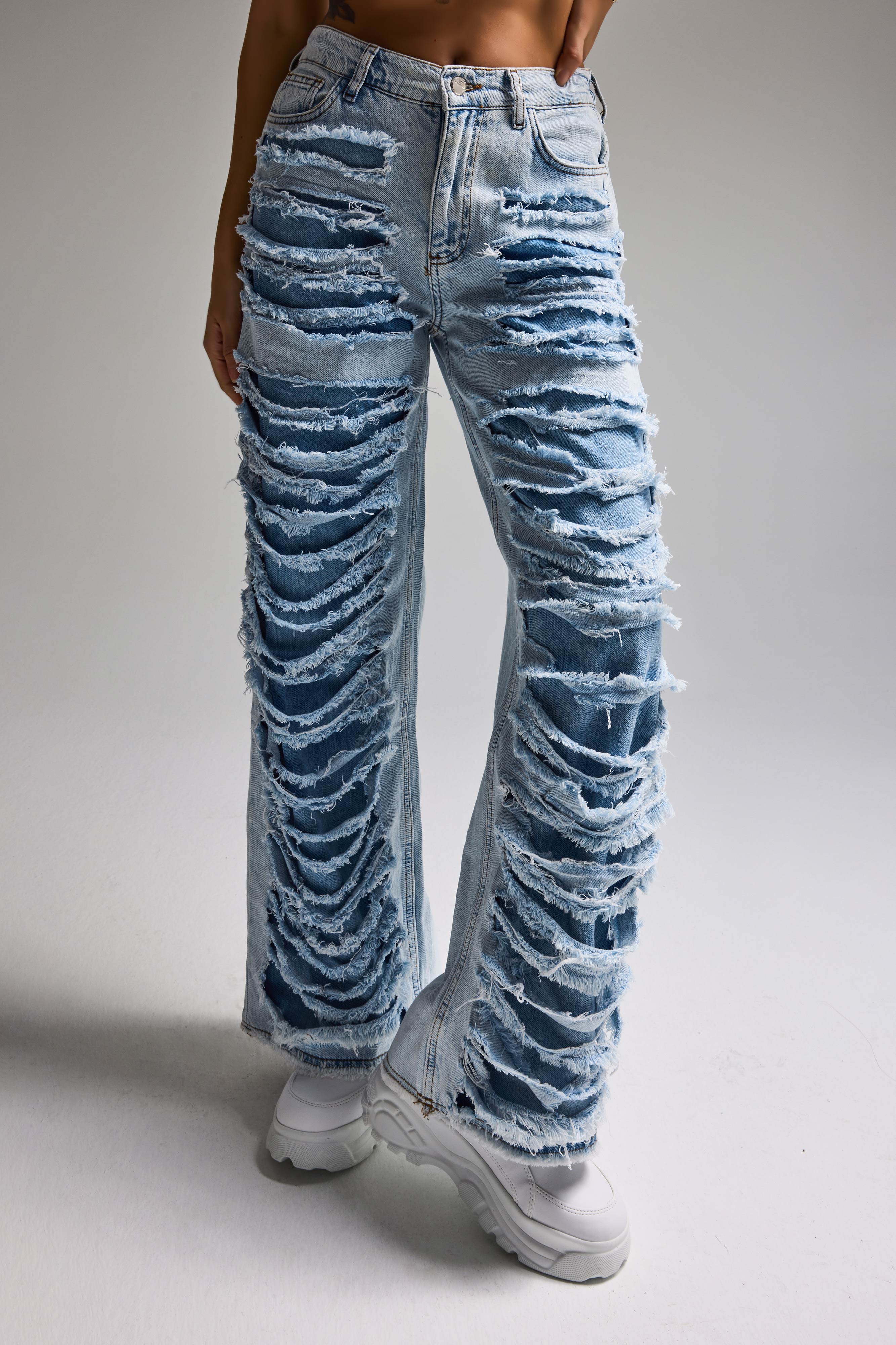 Kadın Ice Kot Straight Fit Yırtık Detaylı Özel Tasarım Denim Jean
