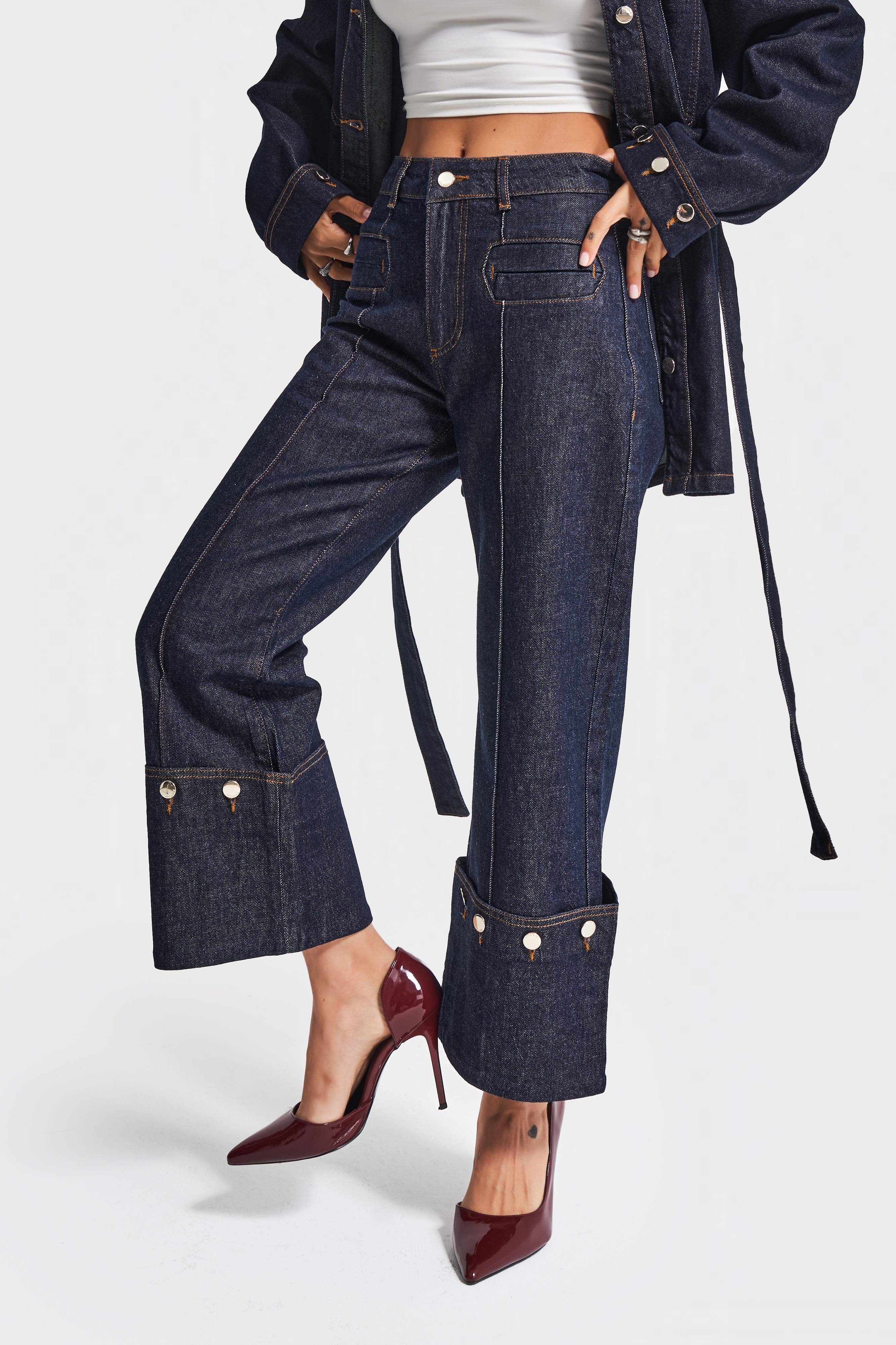 Kadın İndigo Renk 7w5-50 Crop Straight Fit Paça Detaylı Tasarım Denim Jean