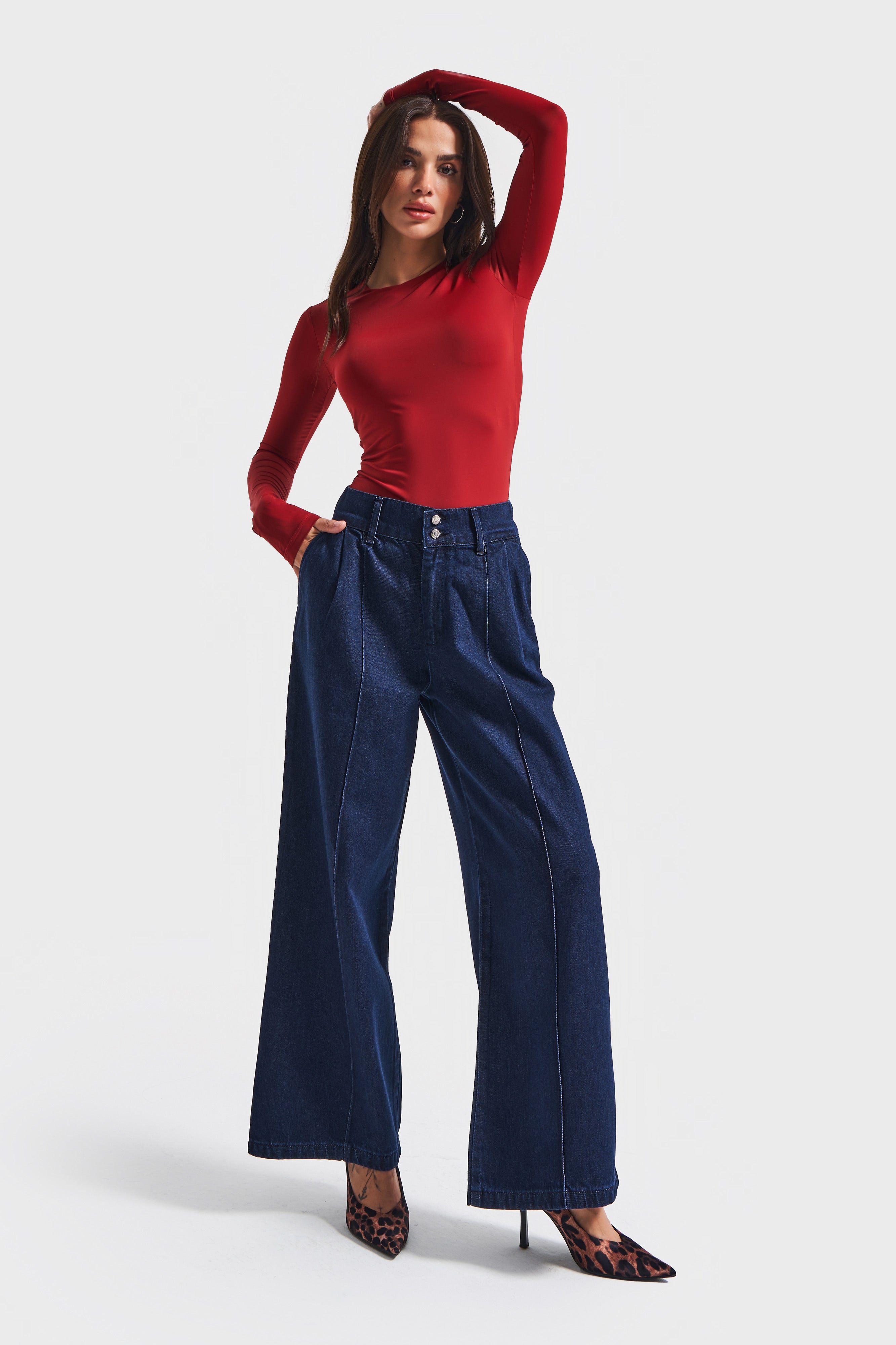 Kadın İndigo Renk 7w5-50 Wide Leg Fit İç Boy 74cm Bol Kesim Viskon Kumaş Kemer Detaylı Denim Jean