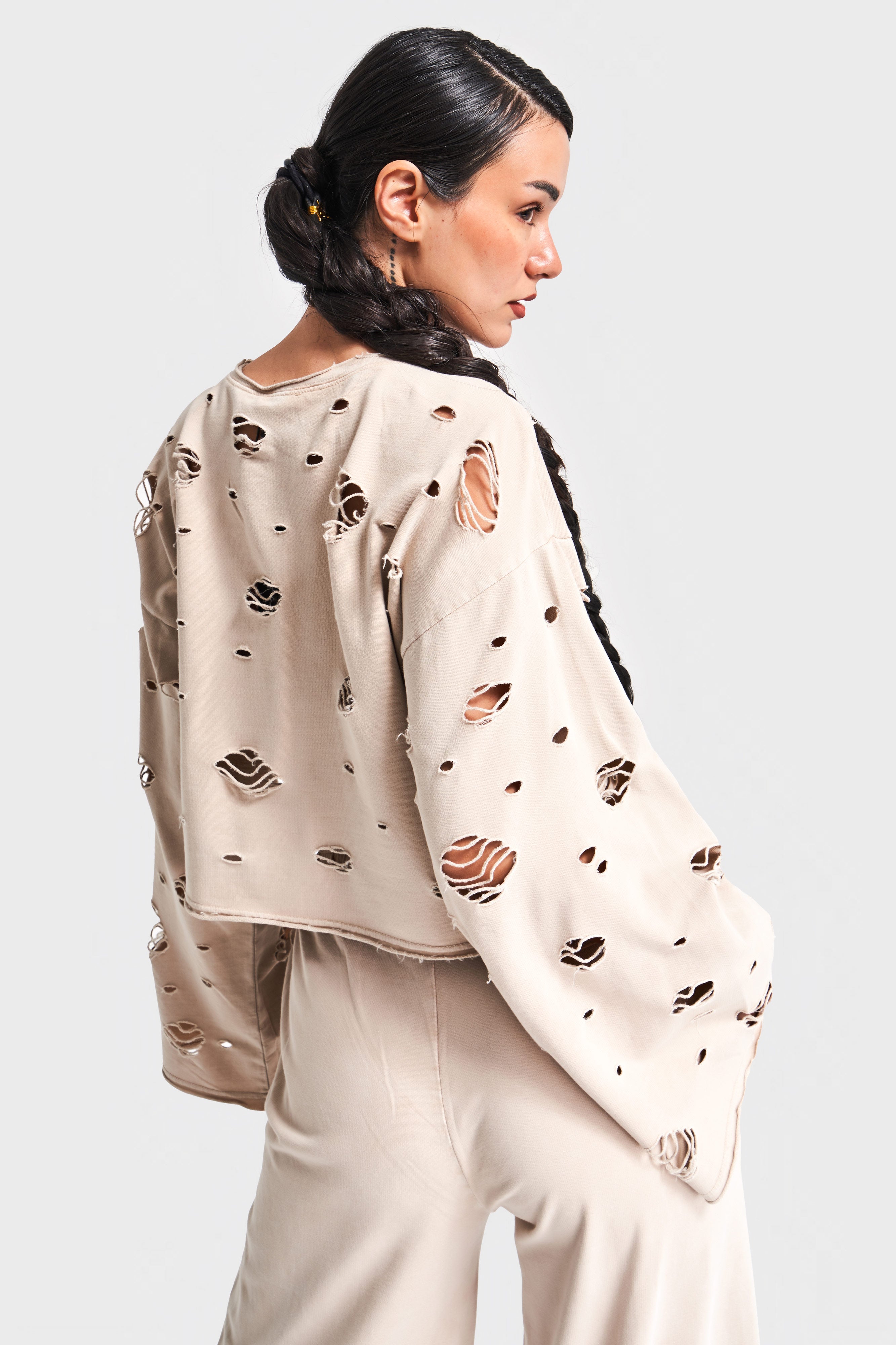 Kadın Kahve Renk Örme Kumaş Yırtık Detaylı Oversize Tasarım Sweatshirt