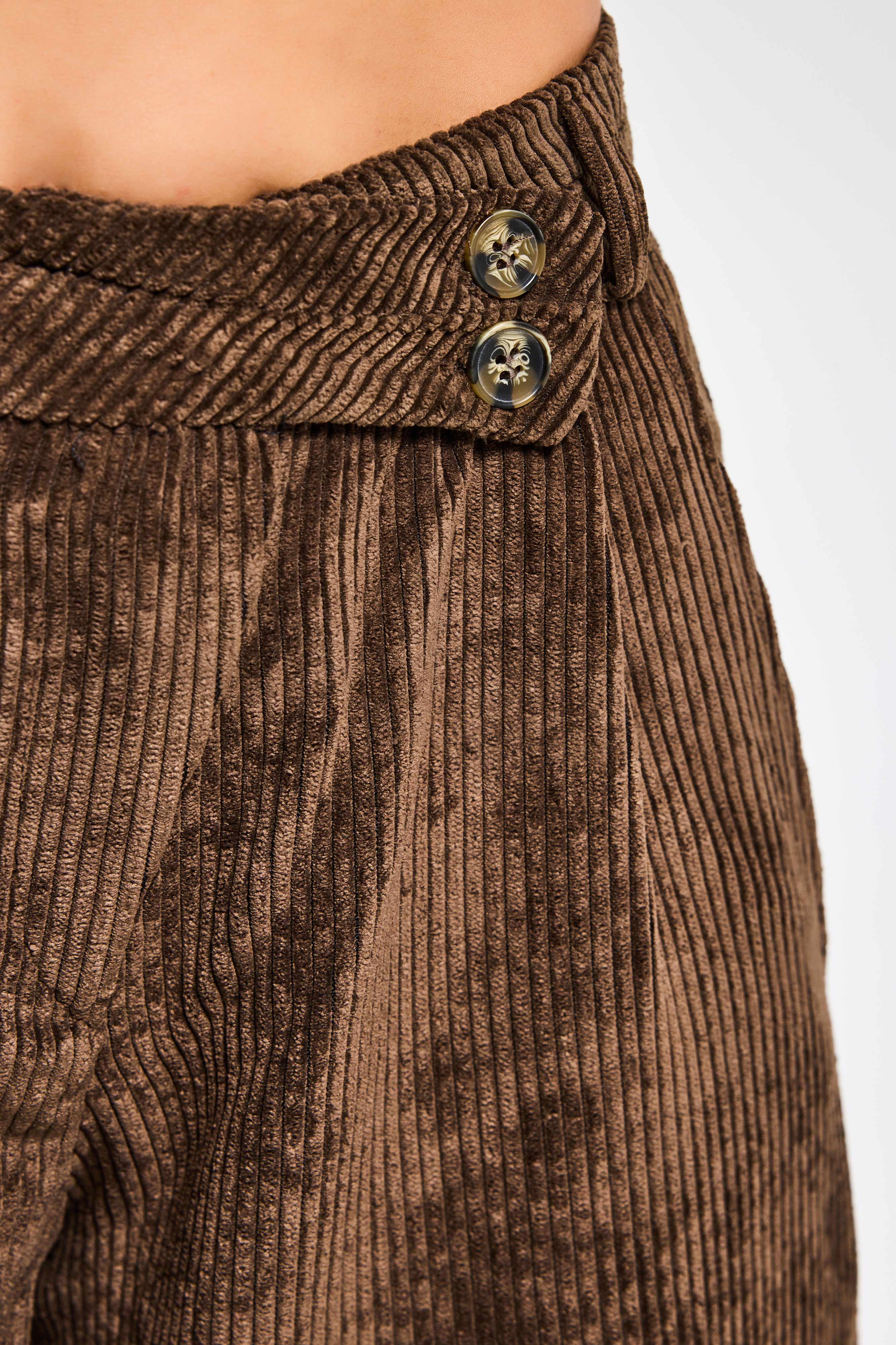 Kadın Kahve Renk w5-81 Palazzo Fit Kemer Detaylı Kalın Fitilli Velvet Kadife Kumaş Pantolon