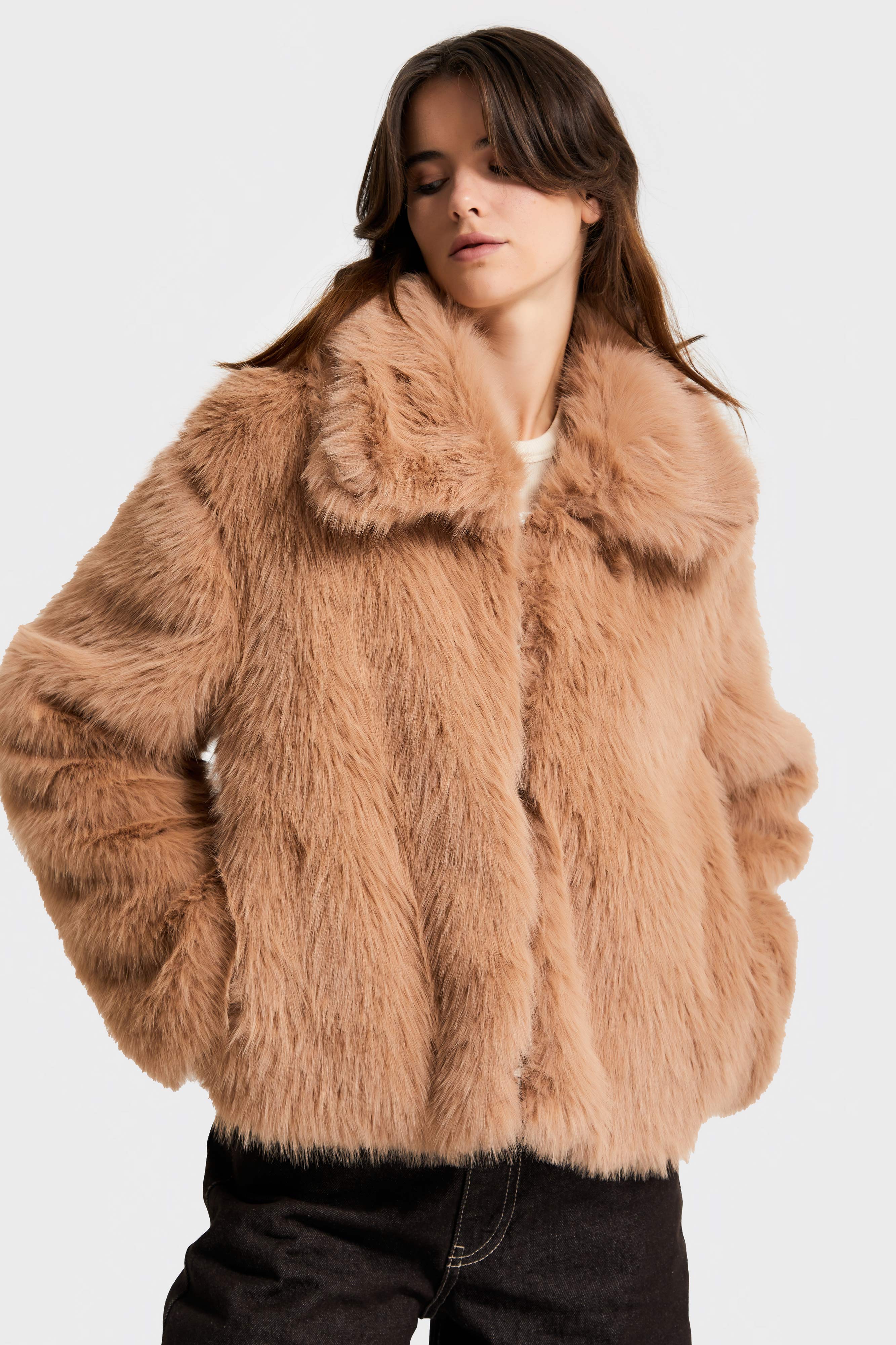 Kadın Kahve Renk w5-82 Yakalı Kürk Mont