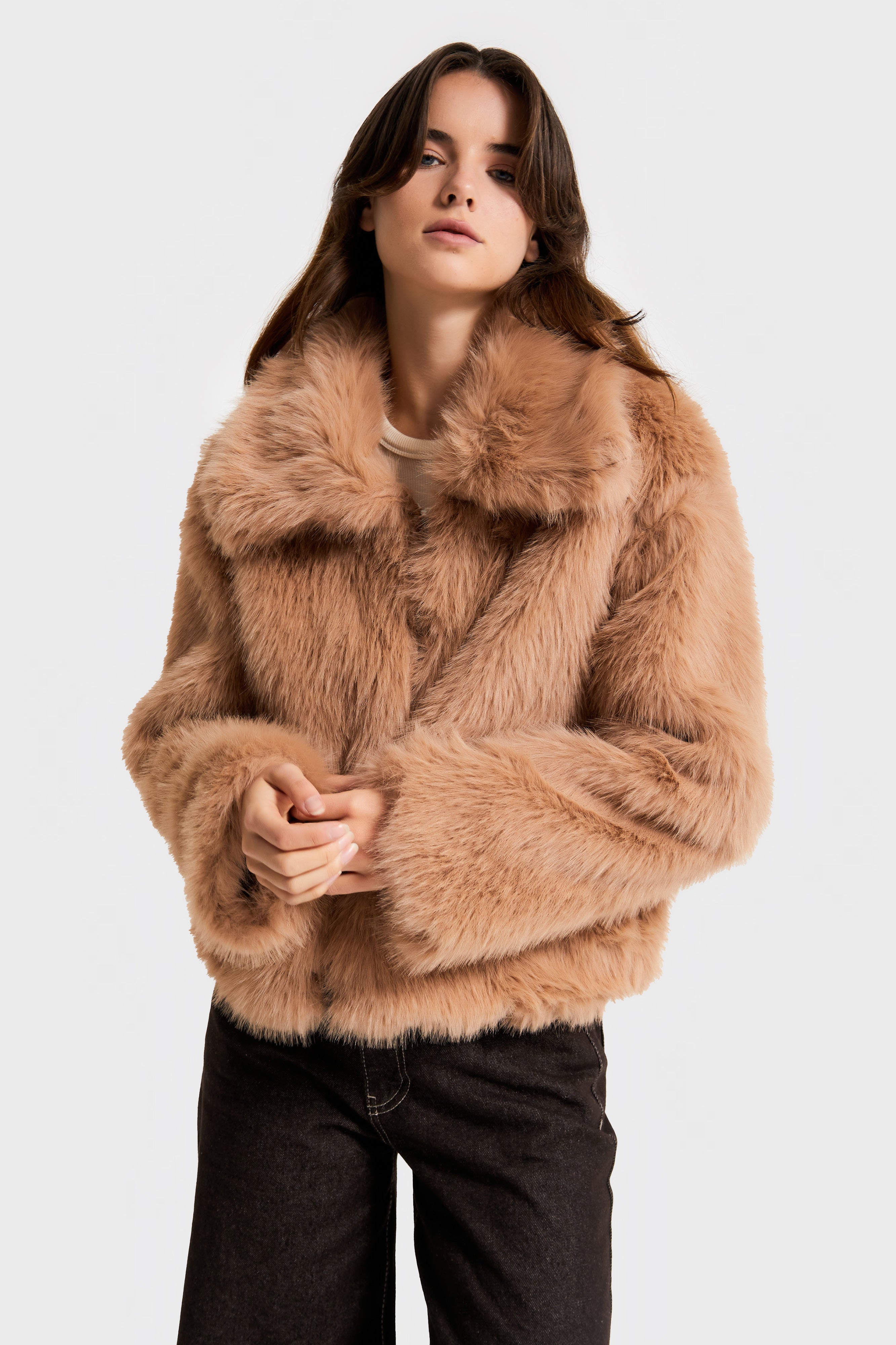 Kadın Kahve Renk w5-82 Yakalı Kürk Mont