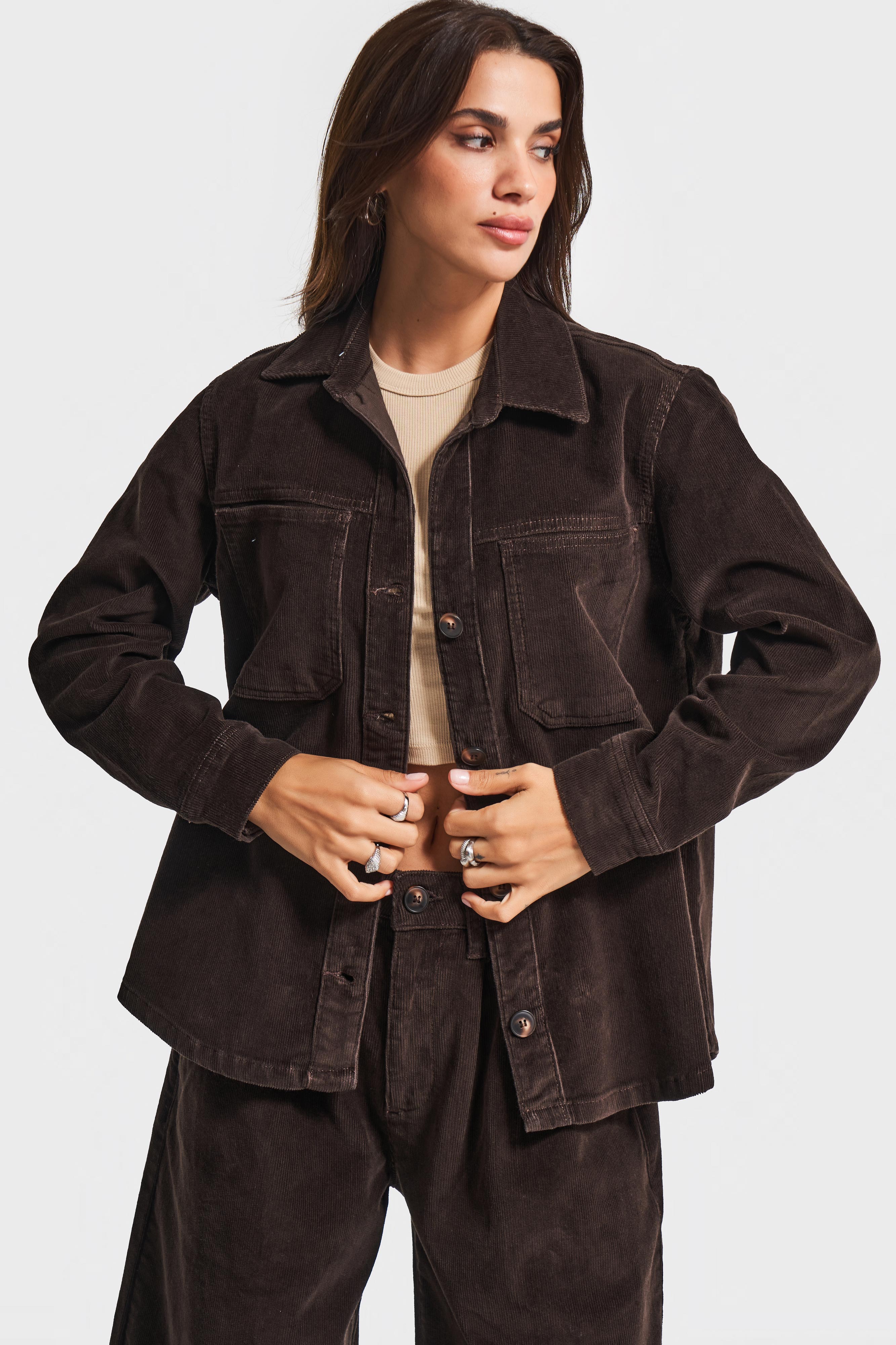 Kadın Kahverengi 26w5-136 Oversize Fitilli Velvet Kadife Kumaş Önü Düğmeli Ceket