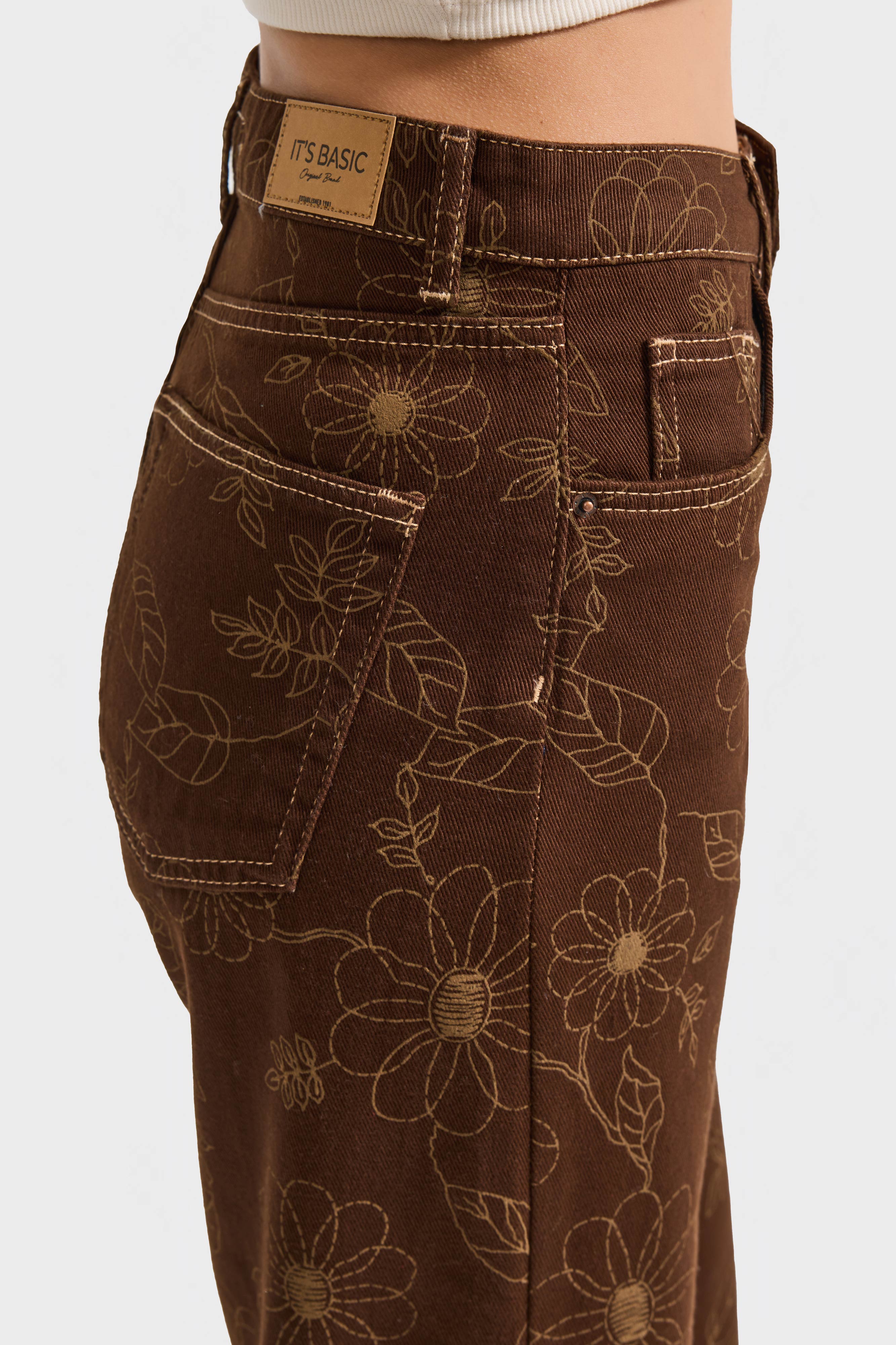 Kadın Kahverengi 7s6-16 Straight Fit Özel Nakış Detaylı Tasarım Denim Jean