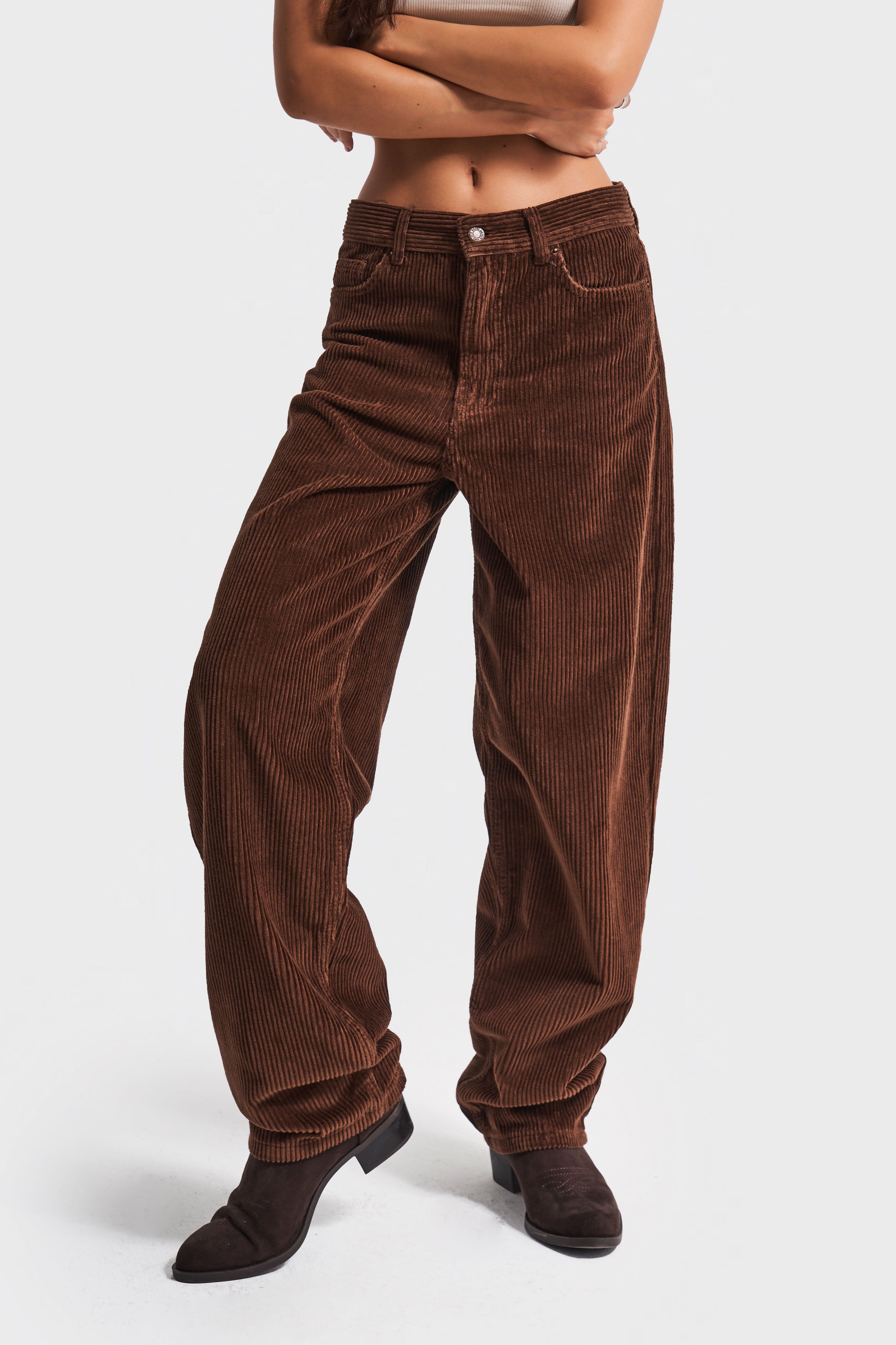 Kadın Kahverengi Cindy 26w5-42 Skater Fit Kalın Fitilli Kadife Velvet Kumaş İç Boy 80cm Pantolon