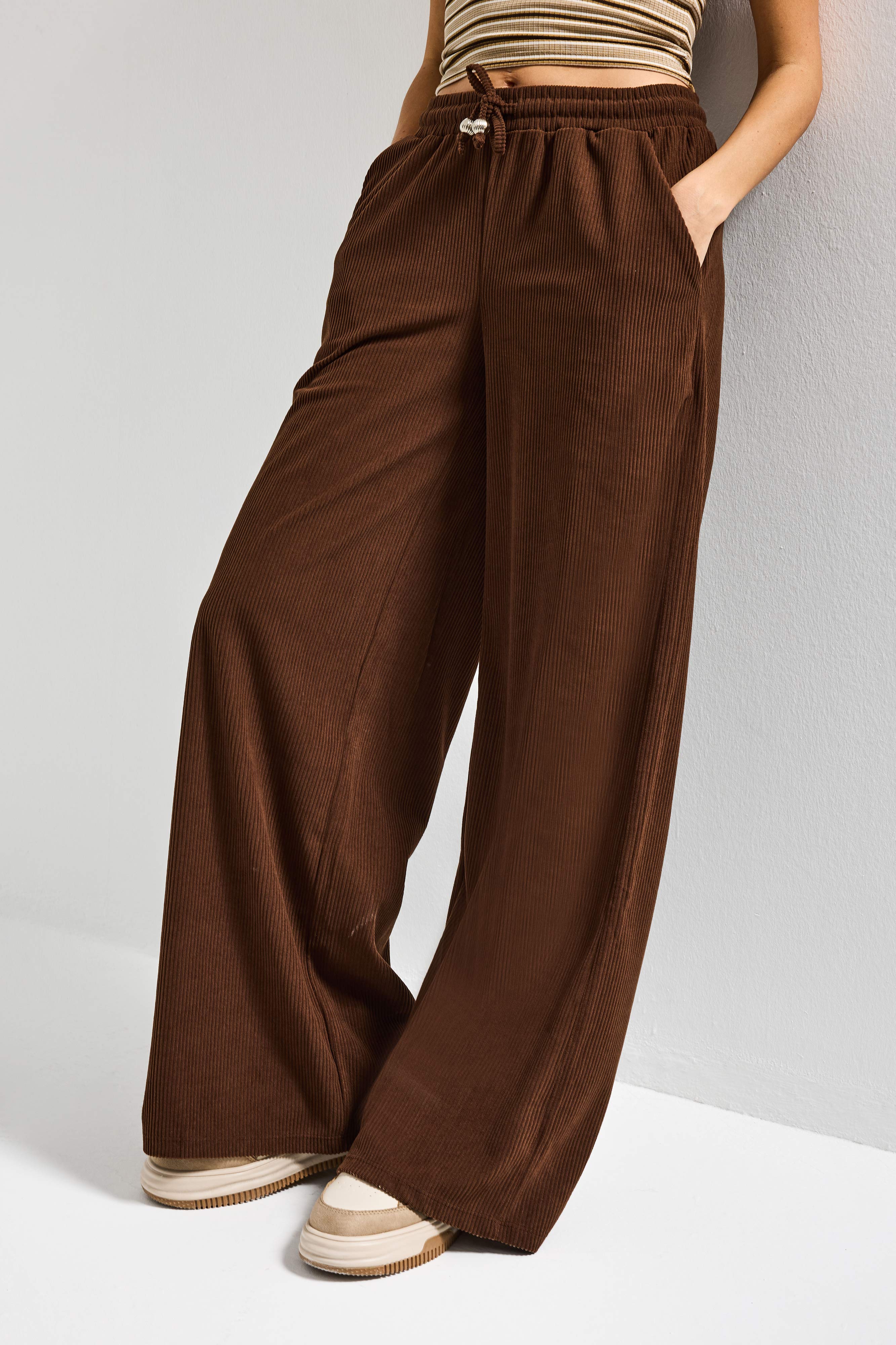 Kadın Kahverengi Palazzo Fit Fitilli Kadife Kumaş Yürüyüş Pantolonu