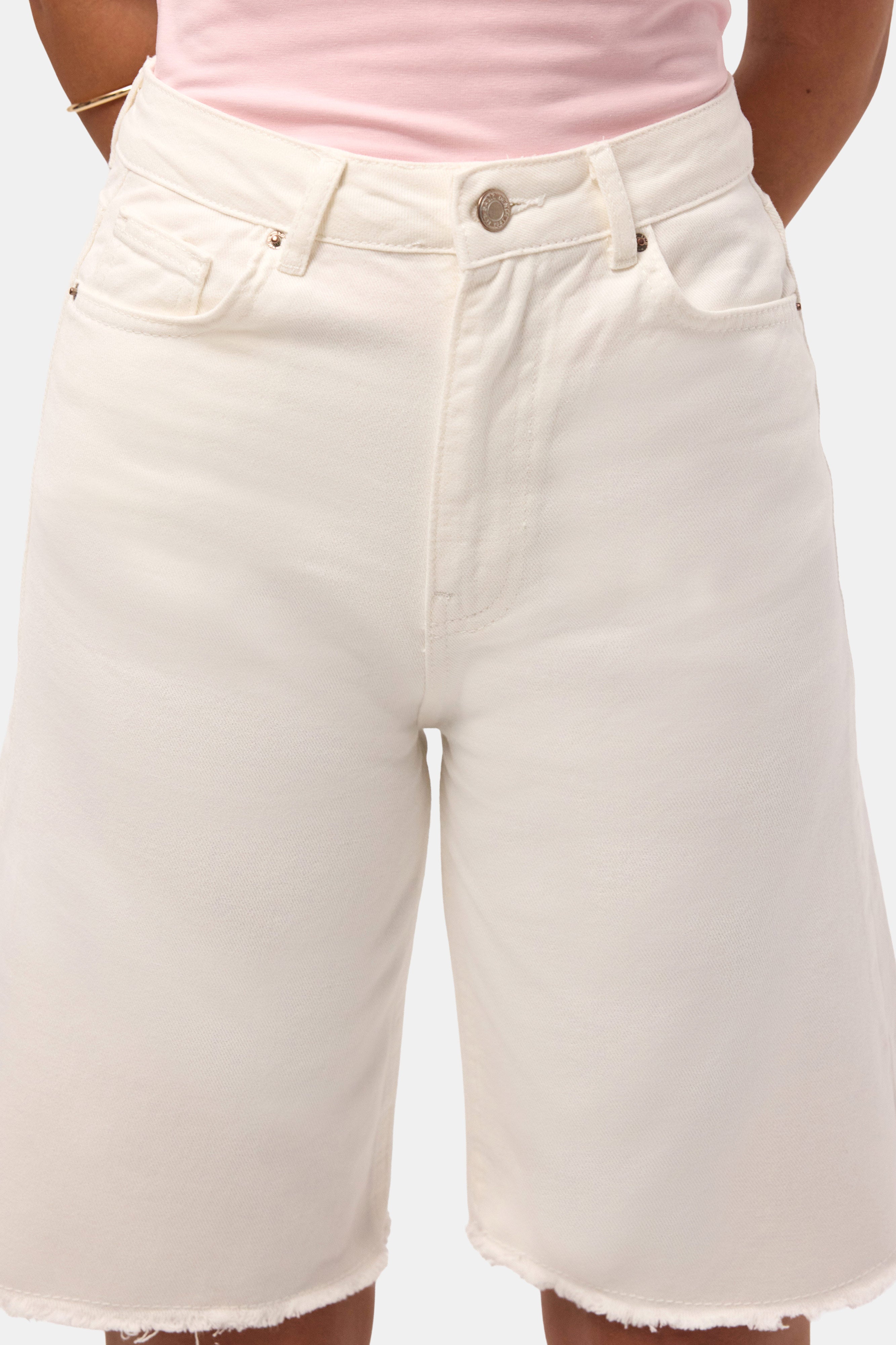 Kadın Kırık Beyaz 7s6-101 Mom Midi %100 Koton Denim Şort