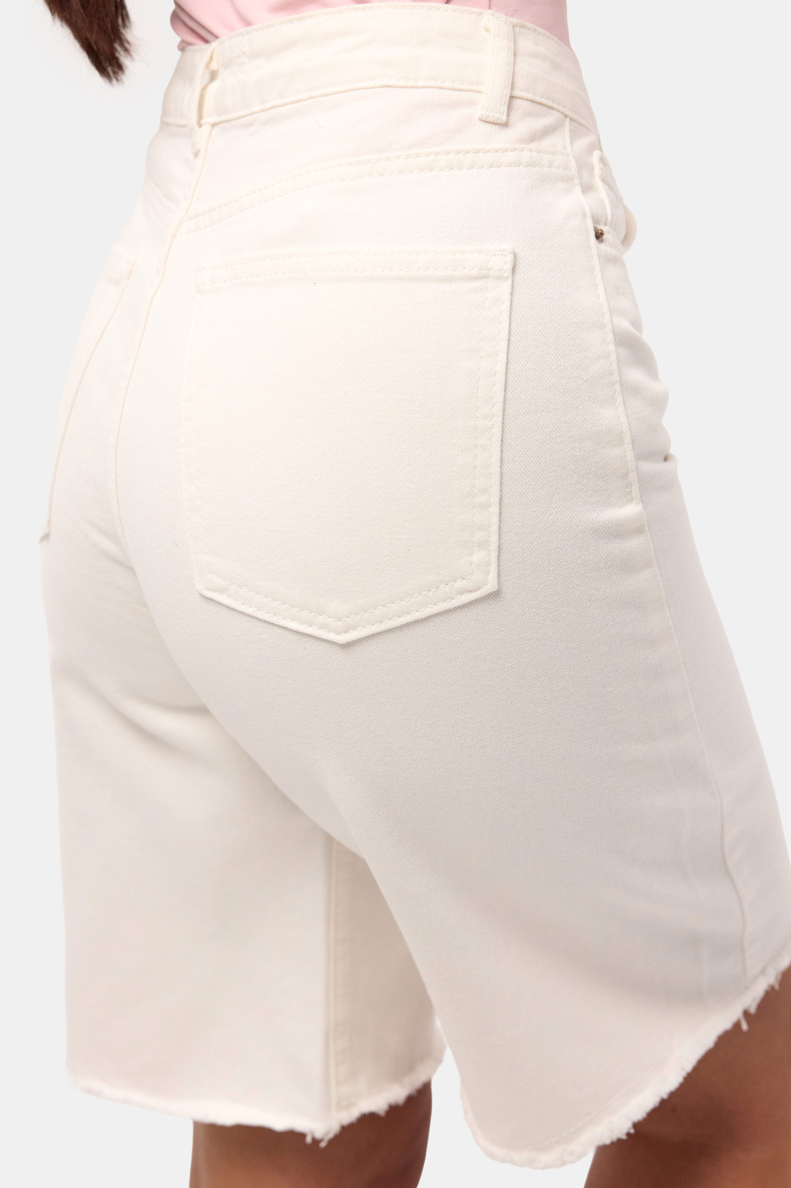 Kadın Kırık Beyaz 7s6-101 Mom Midi %100 Koton Denim Şort
