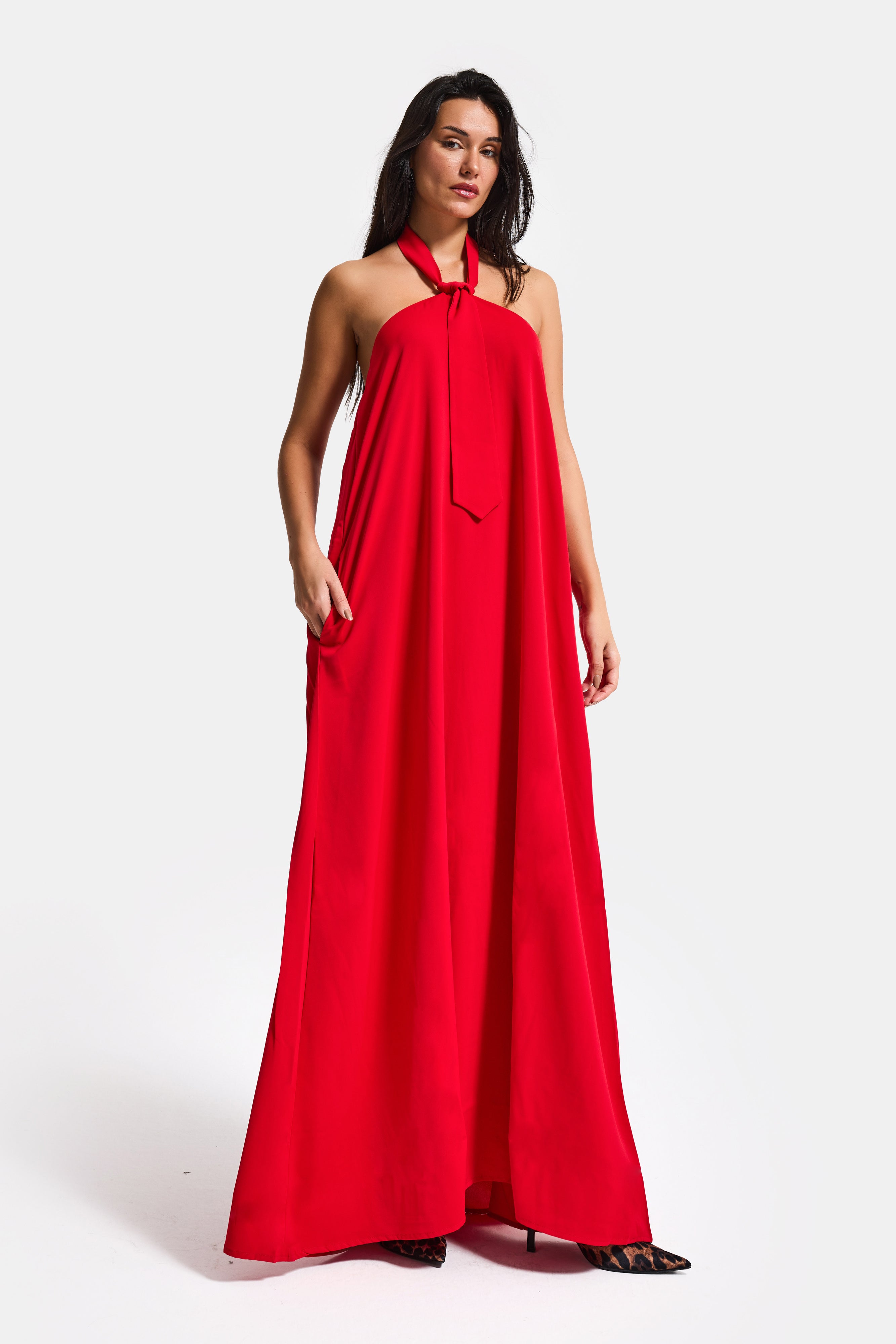 Kadın Kırmız Renk Bol Kesim Kravat Detaylı Boyundan Bağlamalı Tasarım Elbise