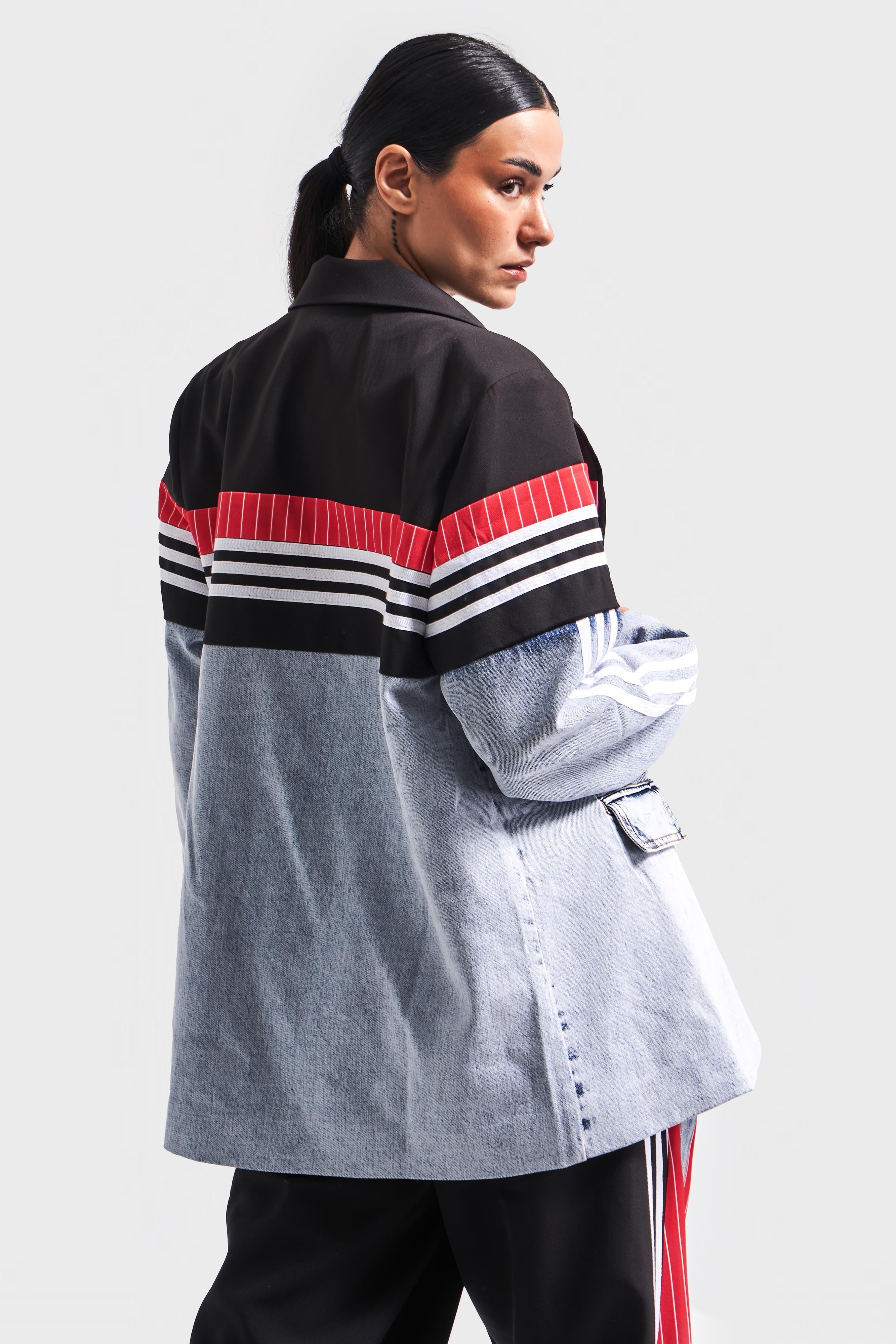 Kadın Kırmızı Kot Rengi Kumaş Denim Parçalı Şerit Detaylı Tasarım Oversize Denim Ceket