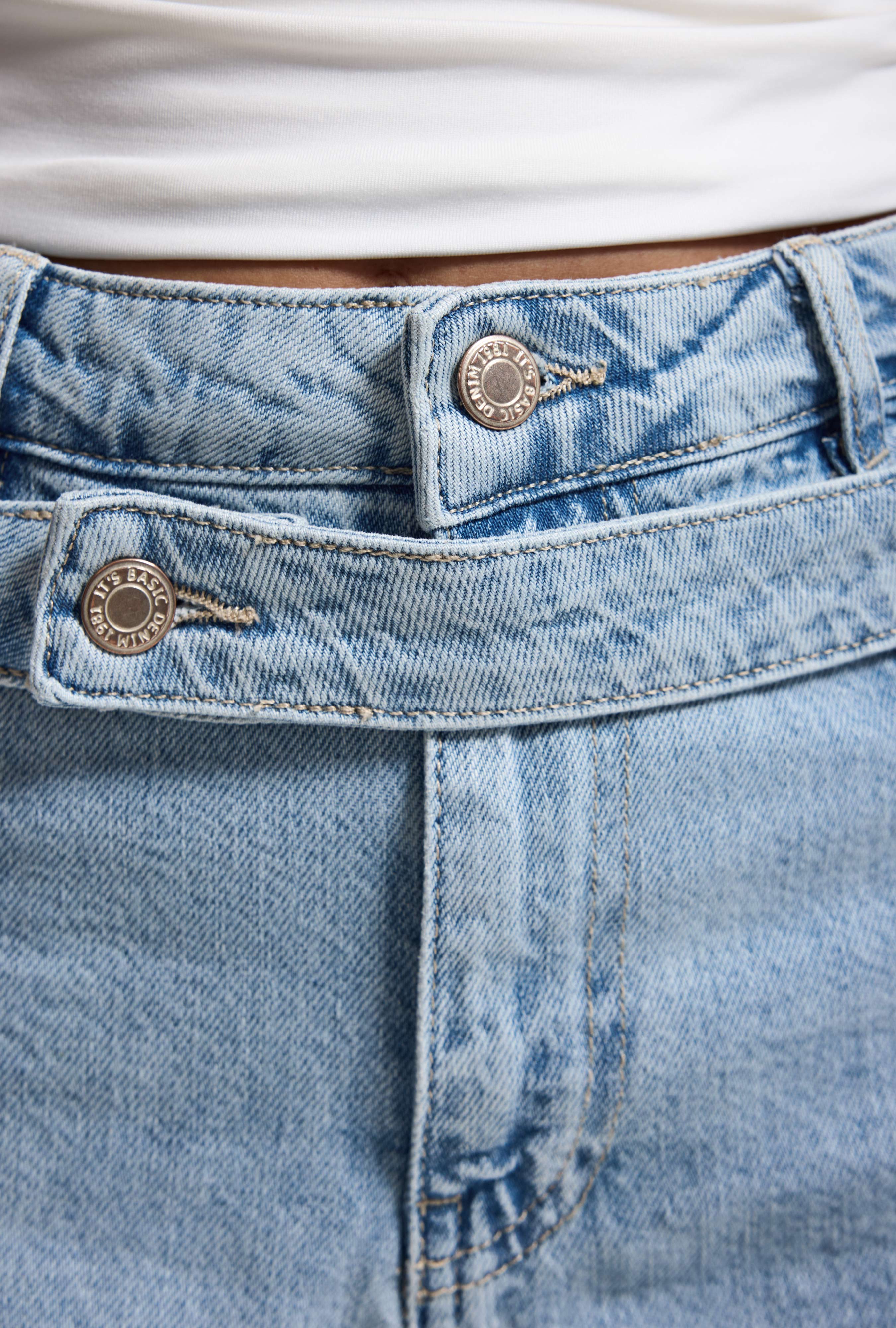 Kadın Kot Rengi 11s6-3 Relax Mom Kemer Detaylı Tasarım Denim Şort