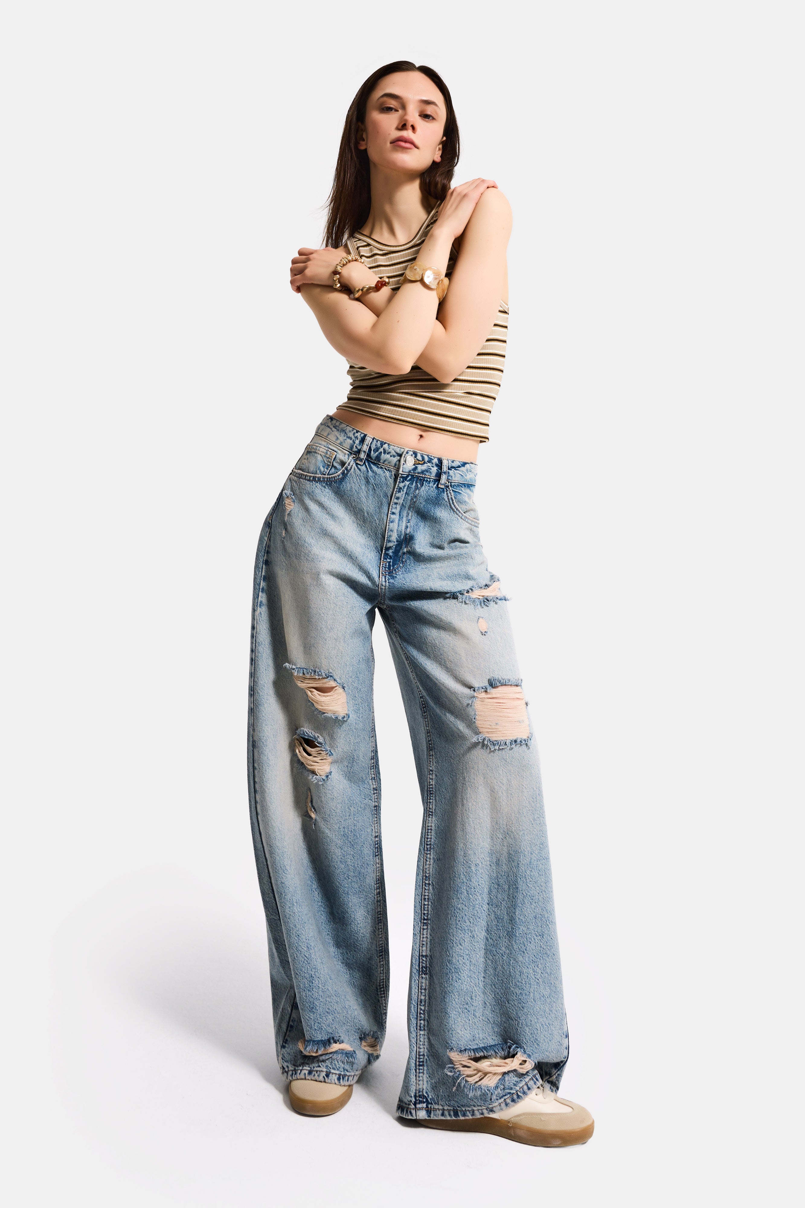 Kadın Kot Rengi 12s6-32 Süper Baggy Fit Yırtık ve Nakış Detaylı Özel Tasarım Denim Jean