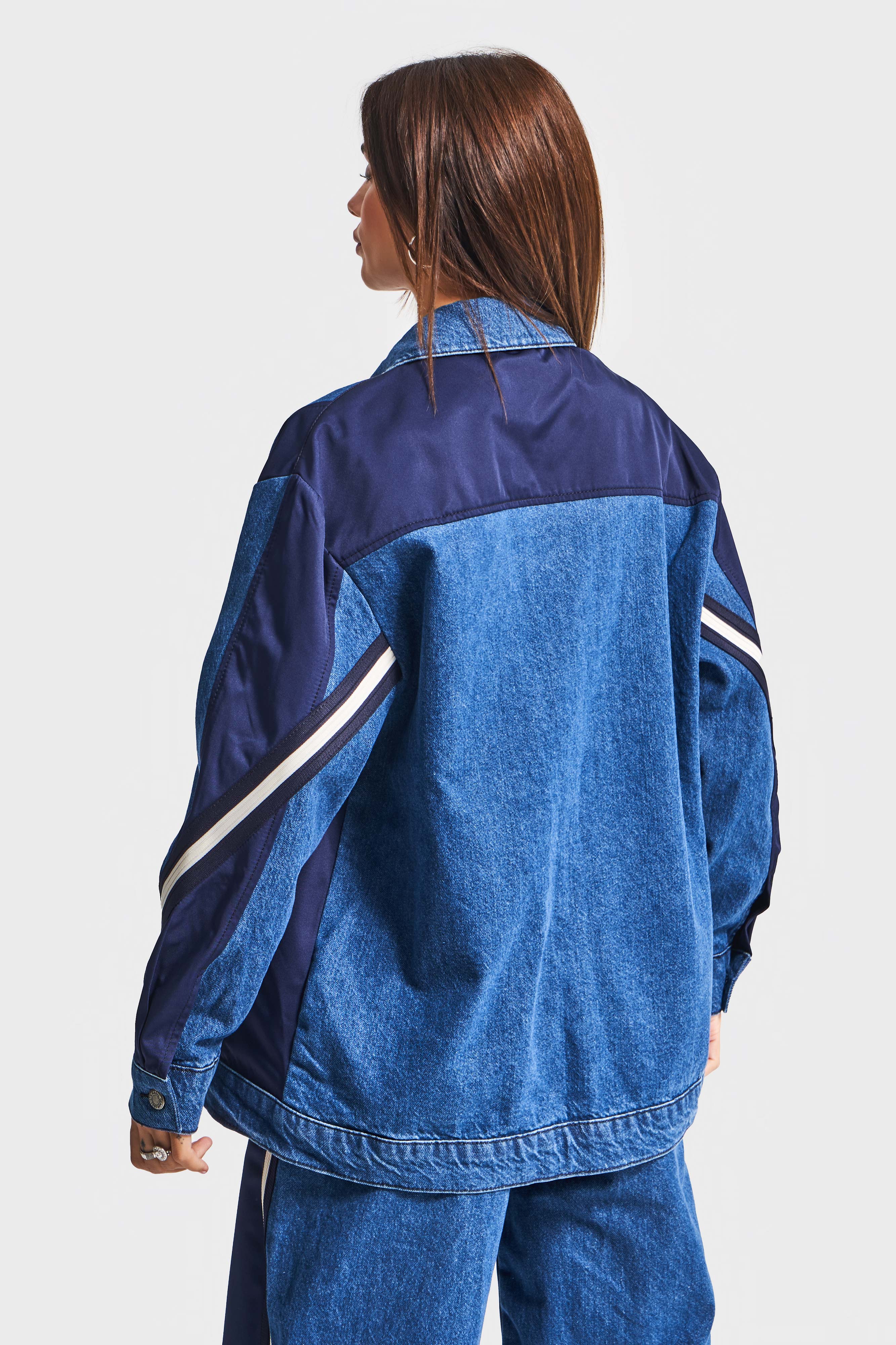 Kadın Kot Rengi 1w5-5 Oversize Parçalı Kumaş Özel Tasarım Denim Ceket