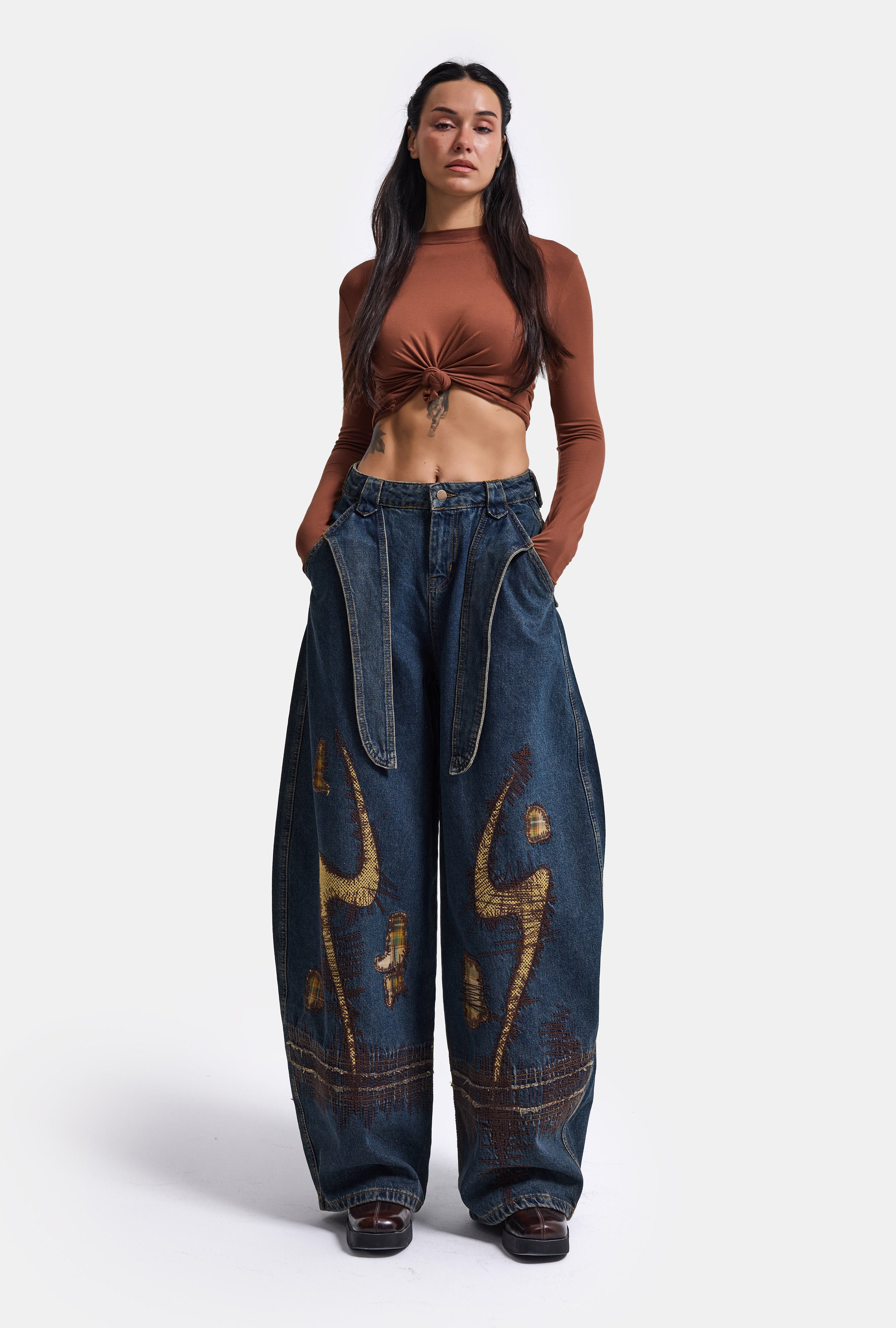 Kadın Kot Rengi 1w6-8 Barrel Fit Kemer ve Nakış Detaylı Özel Tasarım Denim Jean