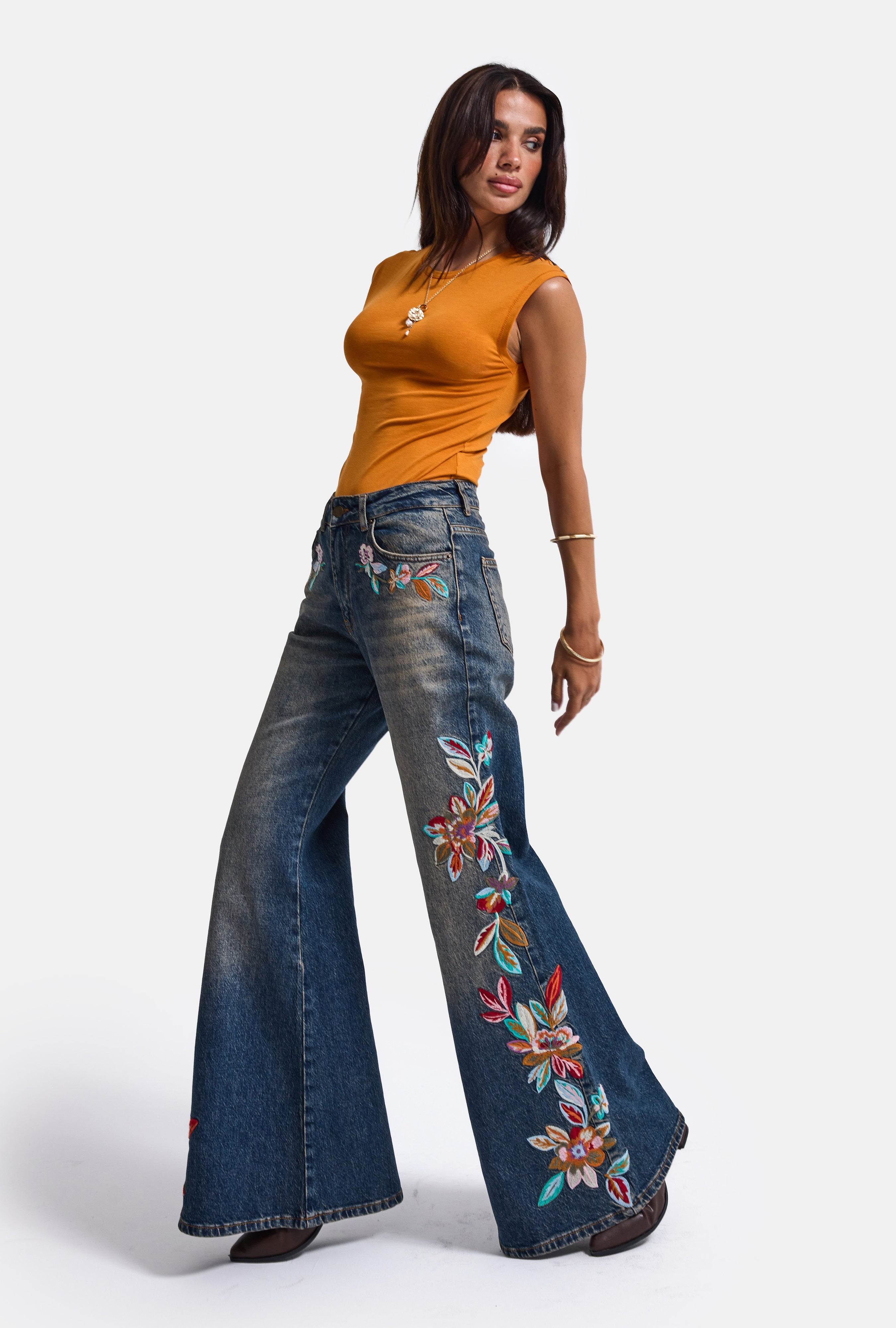 Kadın Kot Rengi 2w6-8 Flare Fit Nakış Detaylı Komfort Kumaş Özel Tasarım Denim Jean