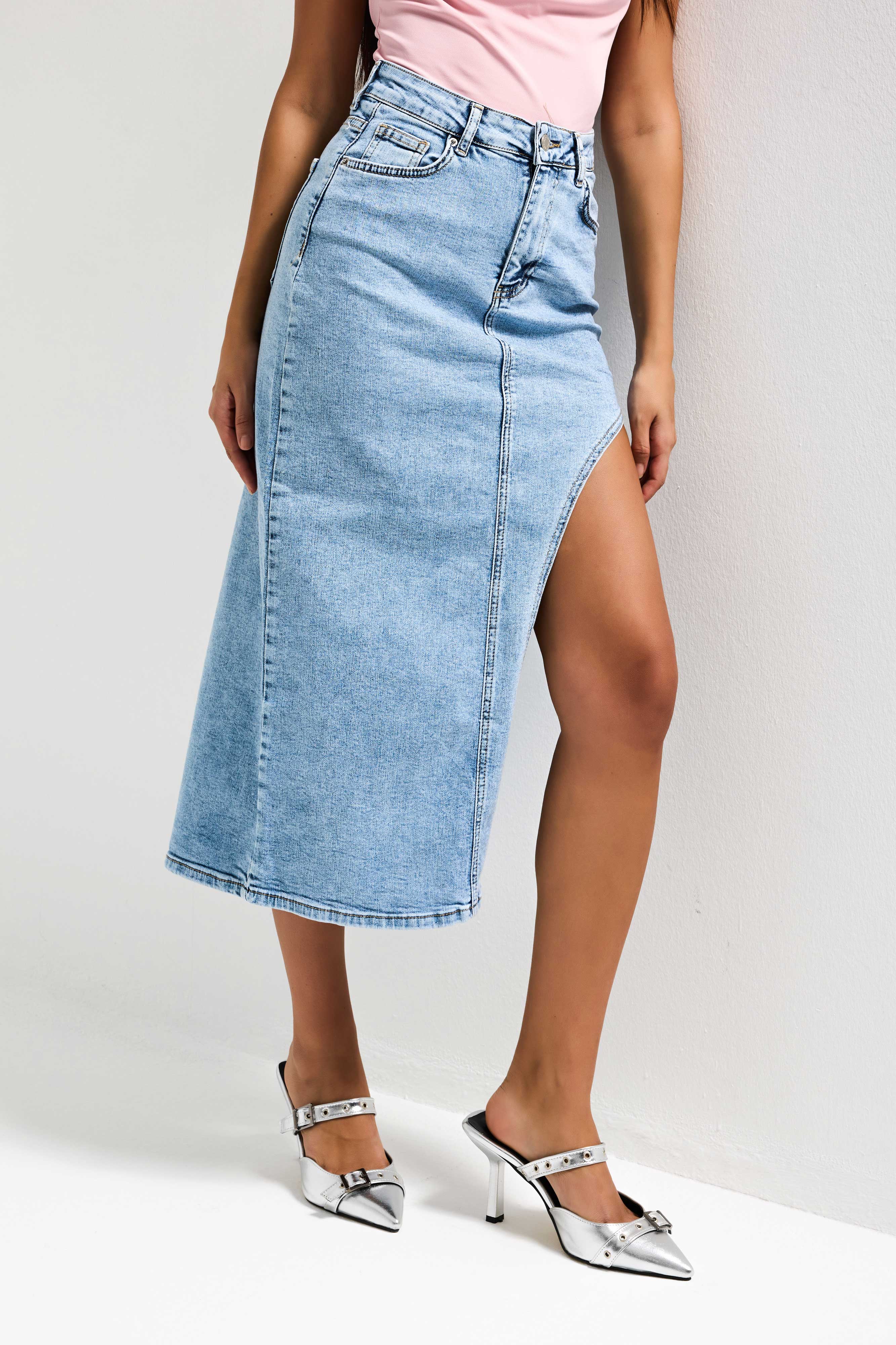 Women's Jean Color 3s6-3 Maxi Side Slit Design Lycra Fabric Denim Skirt